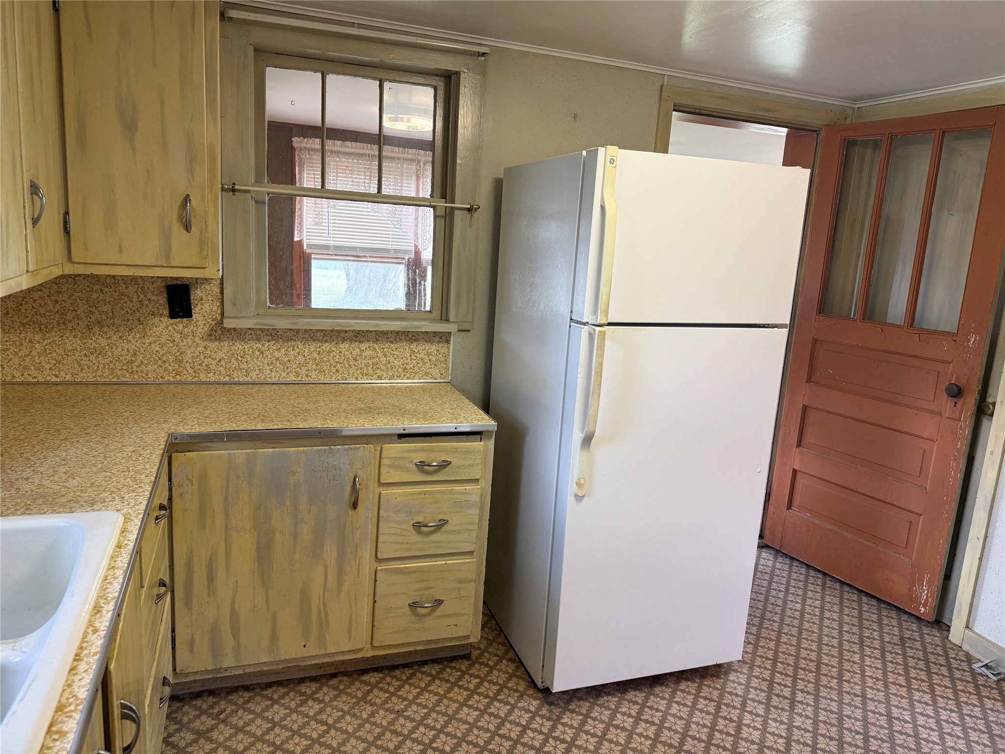 450 E Crumb Street Property Photo 13
