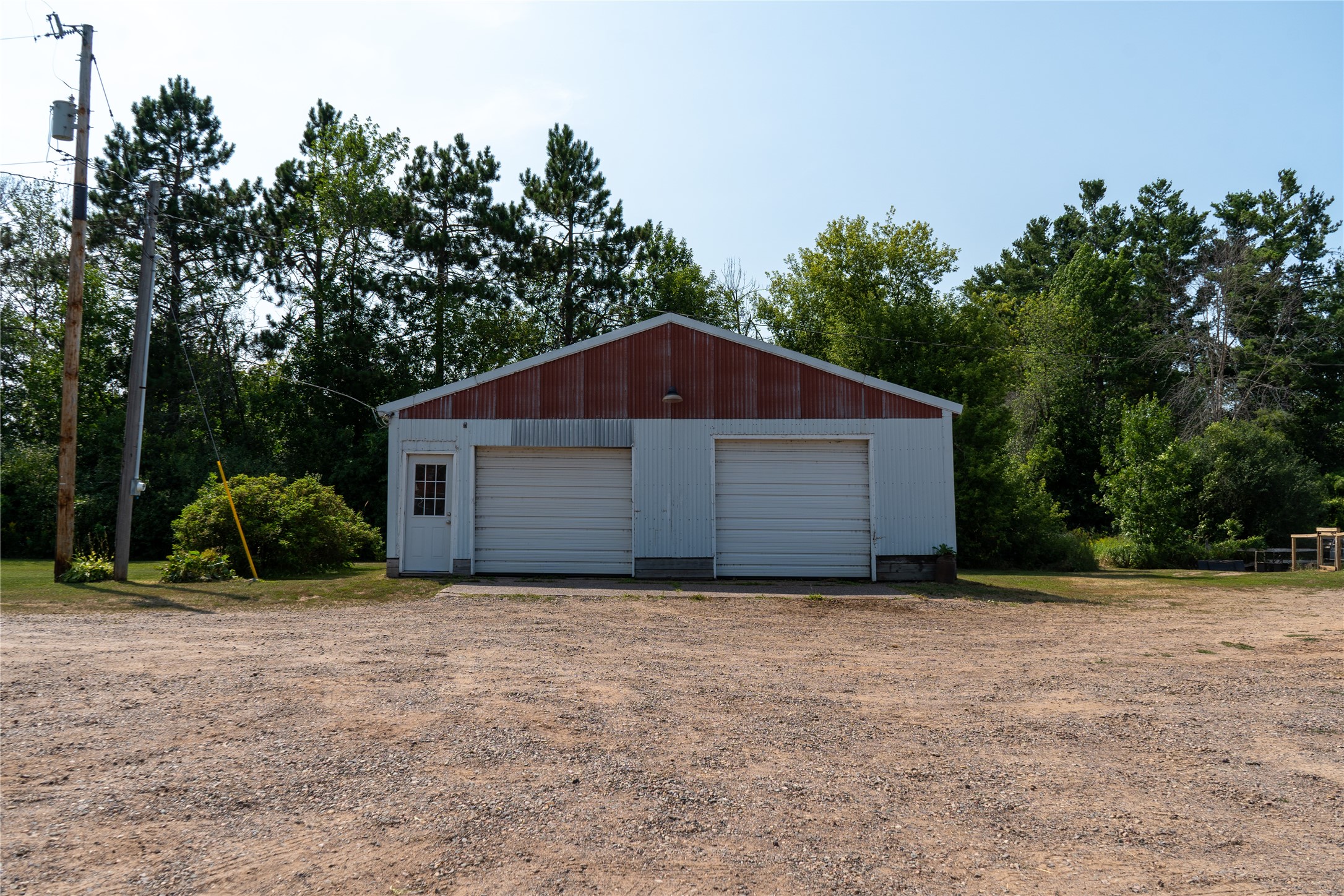 W8946 Us Highway 8 Property Photo 9