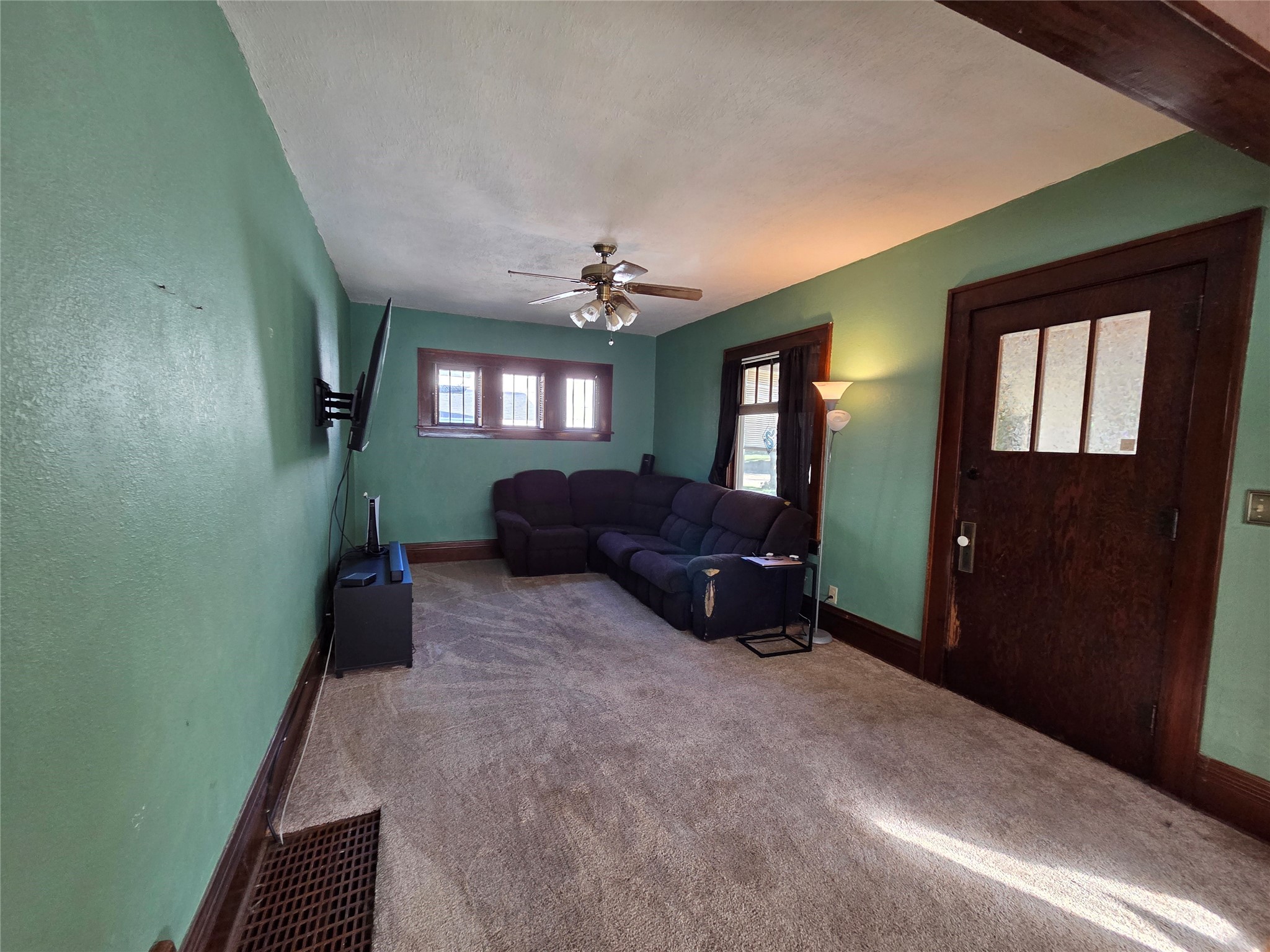 328 Maple Street Property Photo 8