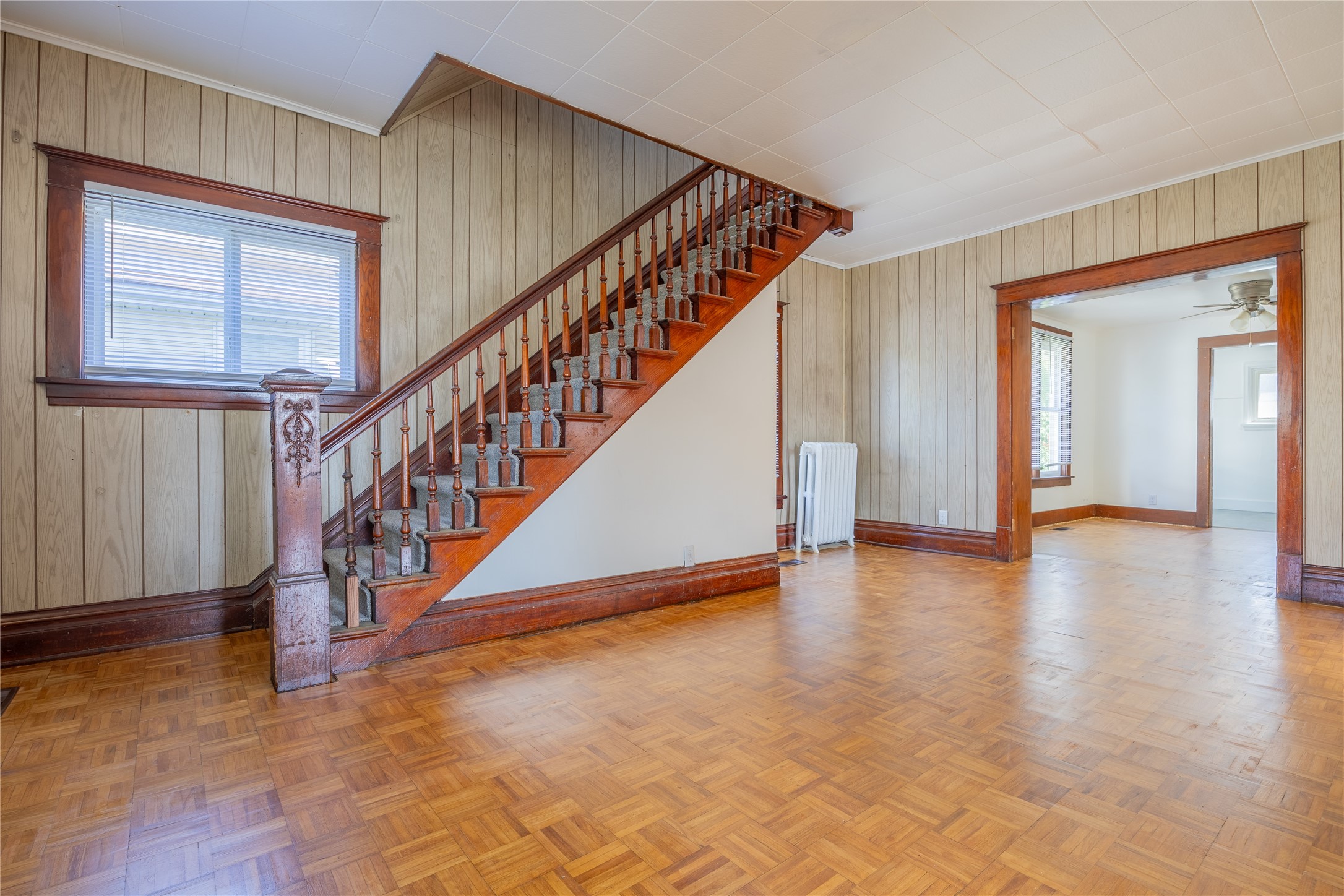618 Miner Avenue W Property Photo 8