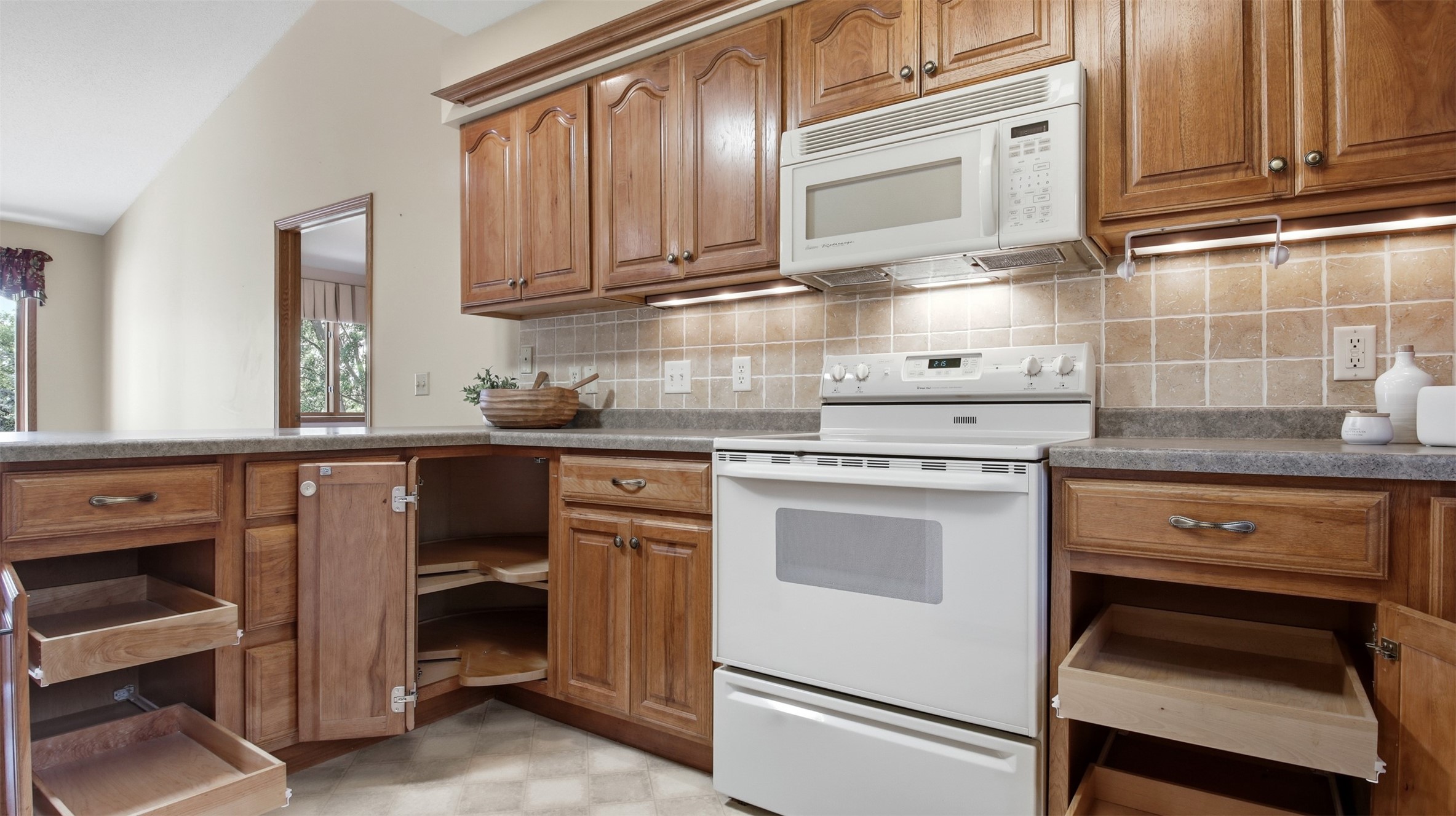 1103 Weather Ridge Road Property Photo 13