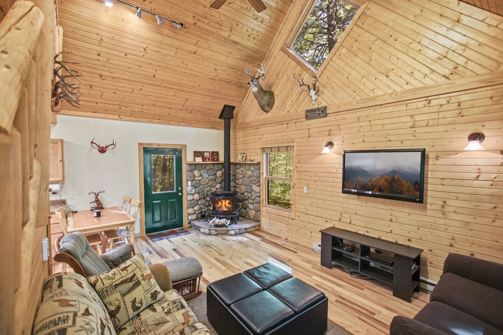 3801 Gaslyn Road Property Photo 4
