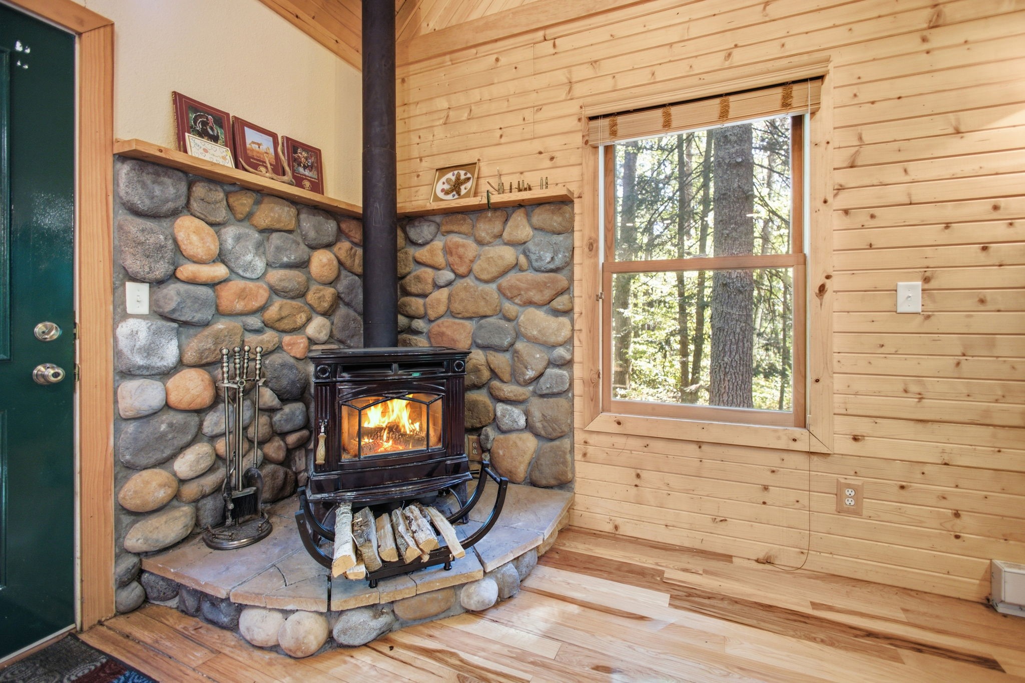 3801 Gaslyn Road Property Photo 7
