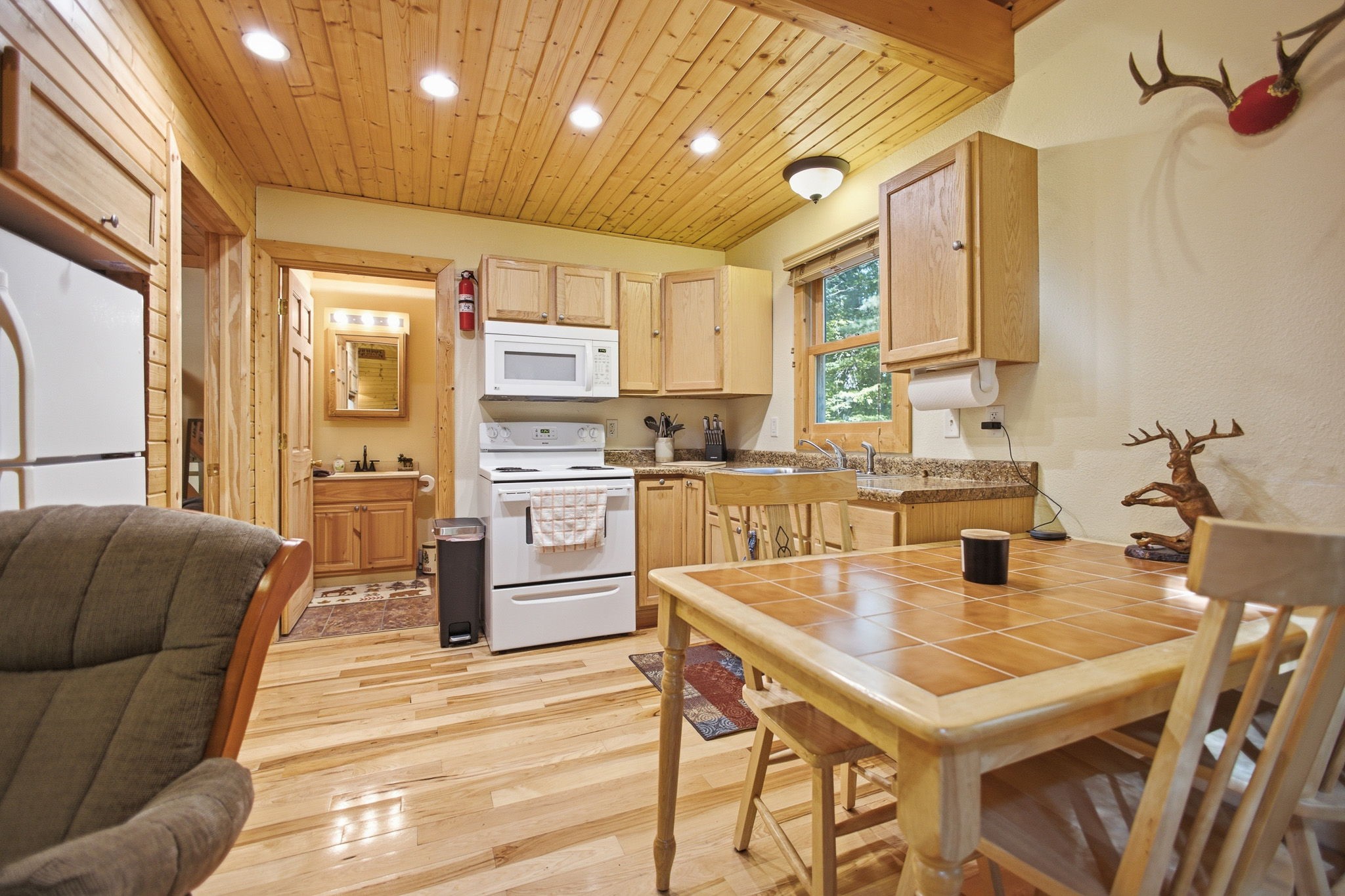 3801 Gaslyn Road Property Photo 8