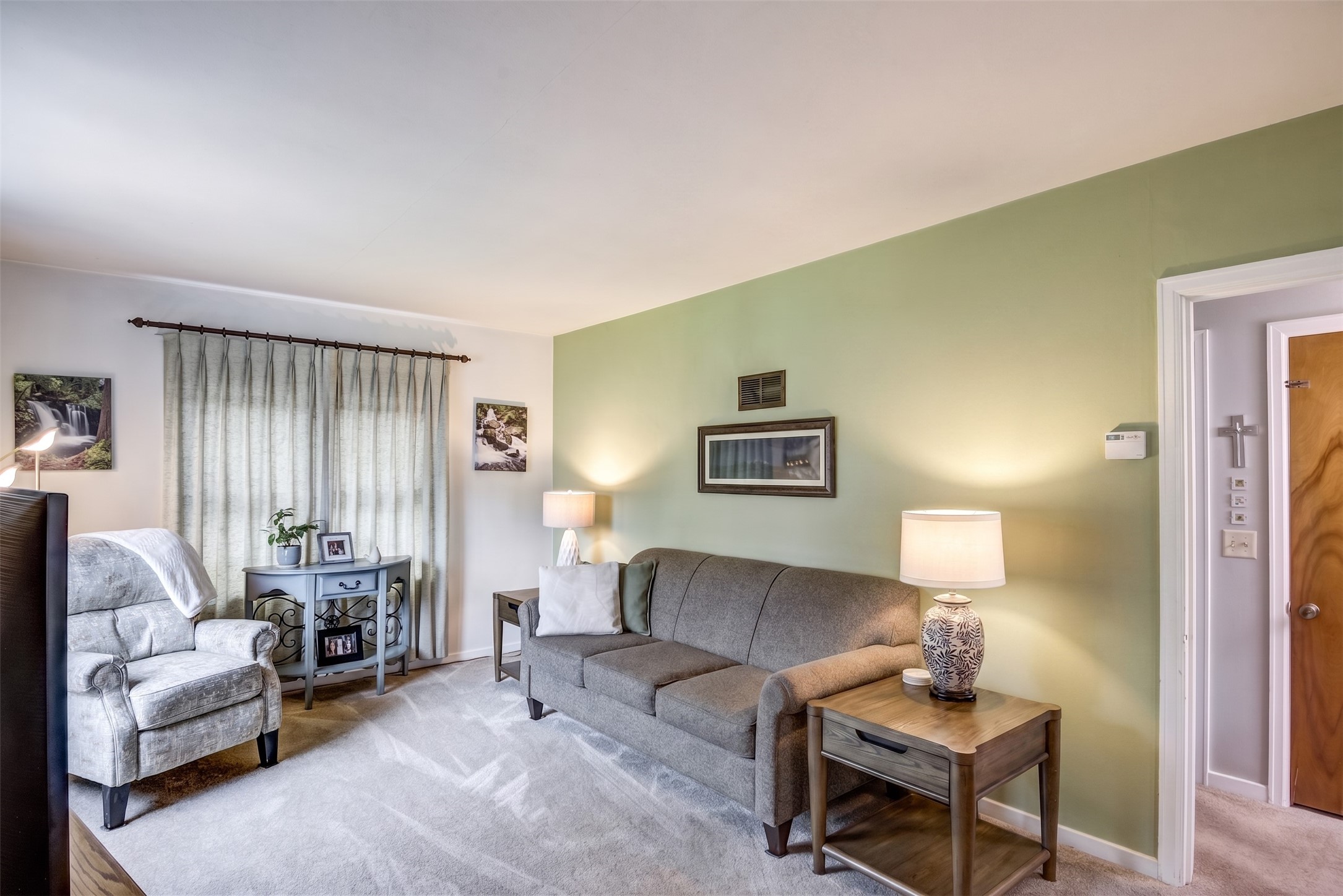 857 Starr Avenue Property Photo 2