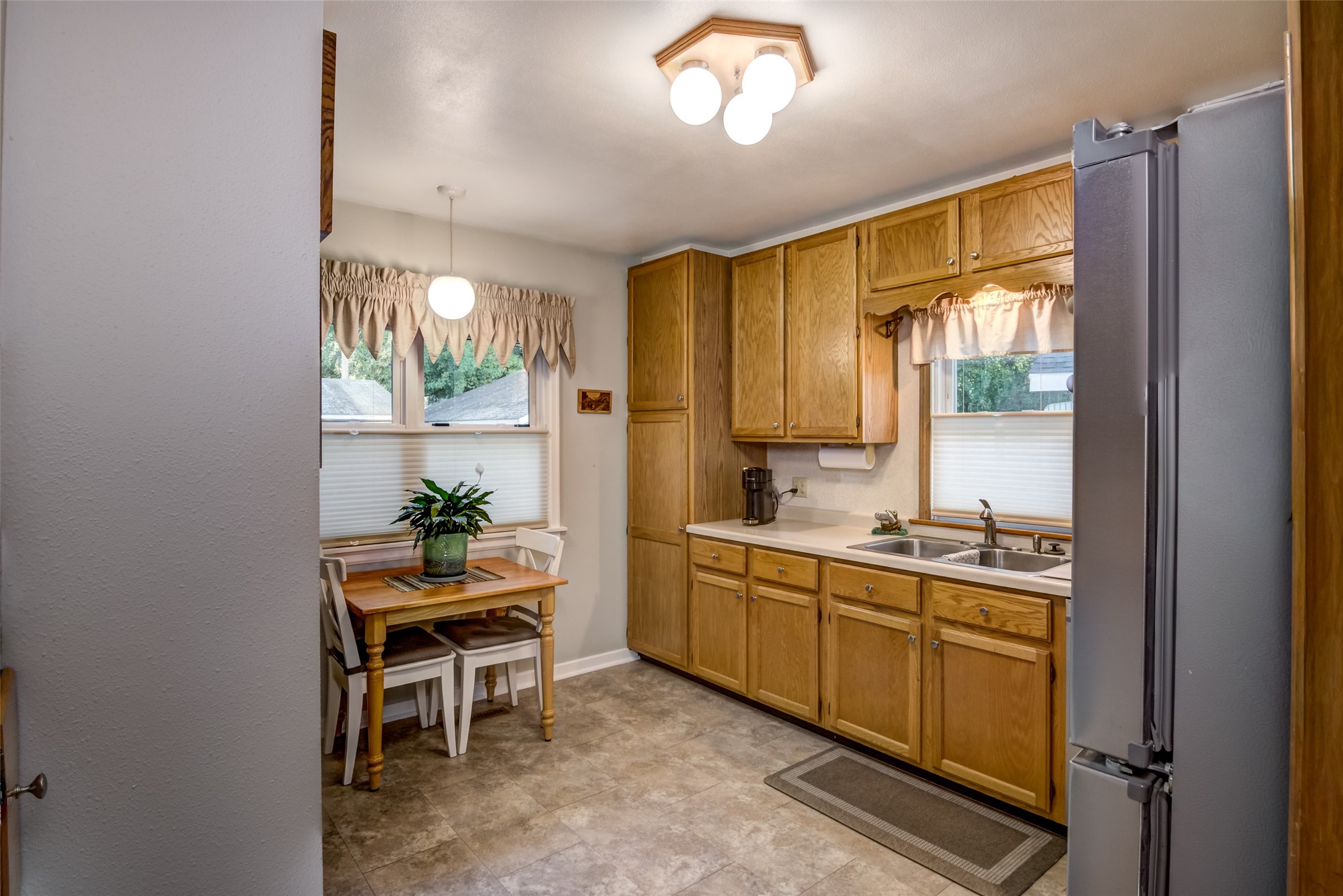 857 Starr Avenue Property Photo 10