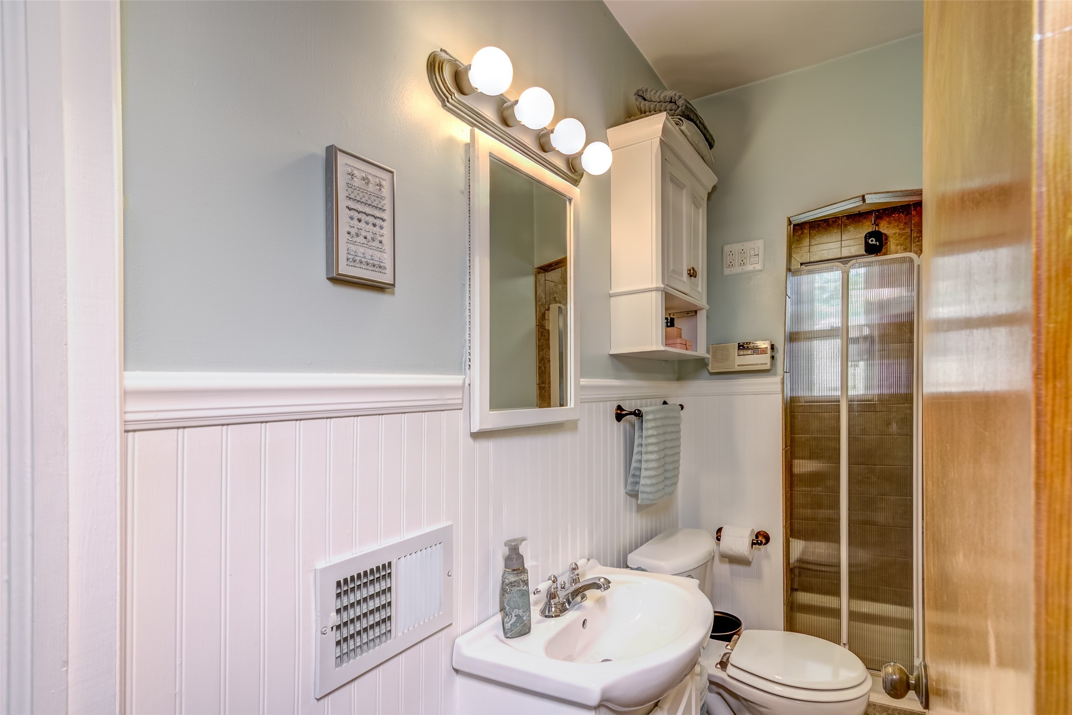 857 Starr Avenue Property Photo 28