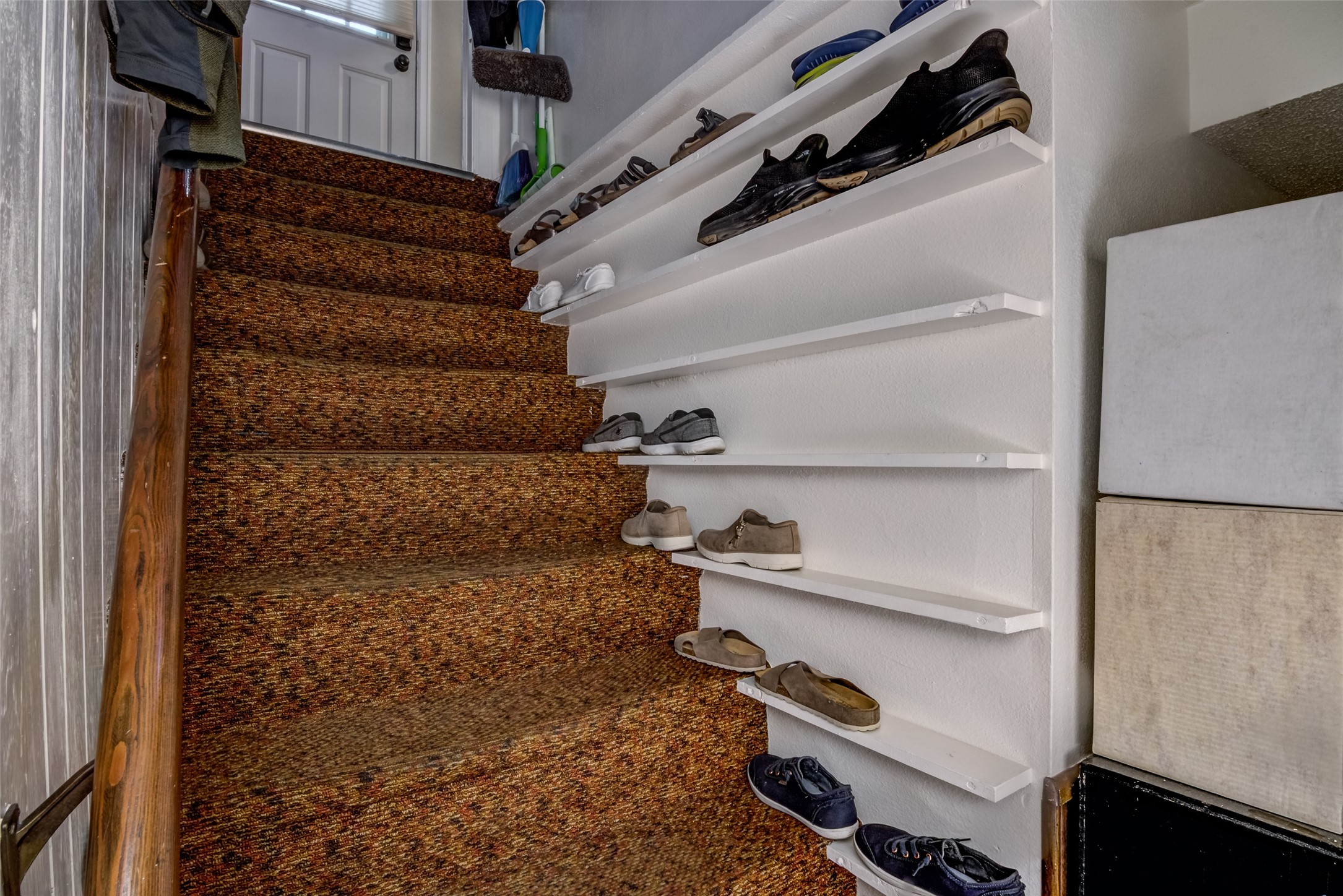 857 Starr Avenue Property Photo 32