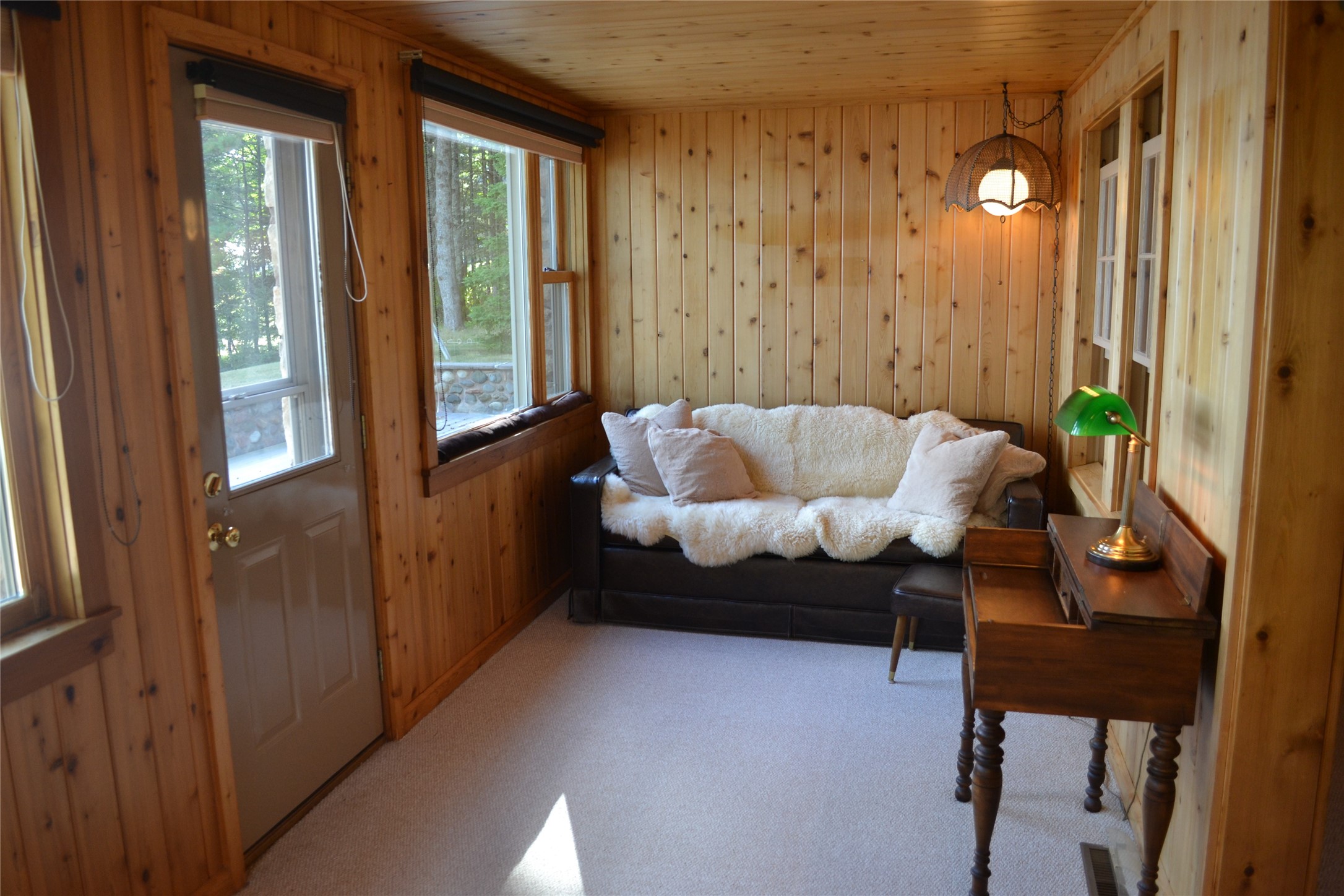 12431 W Lake Street Property Photo 19