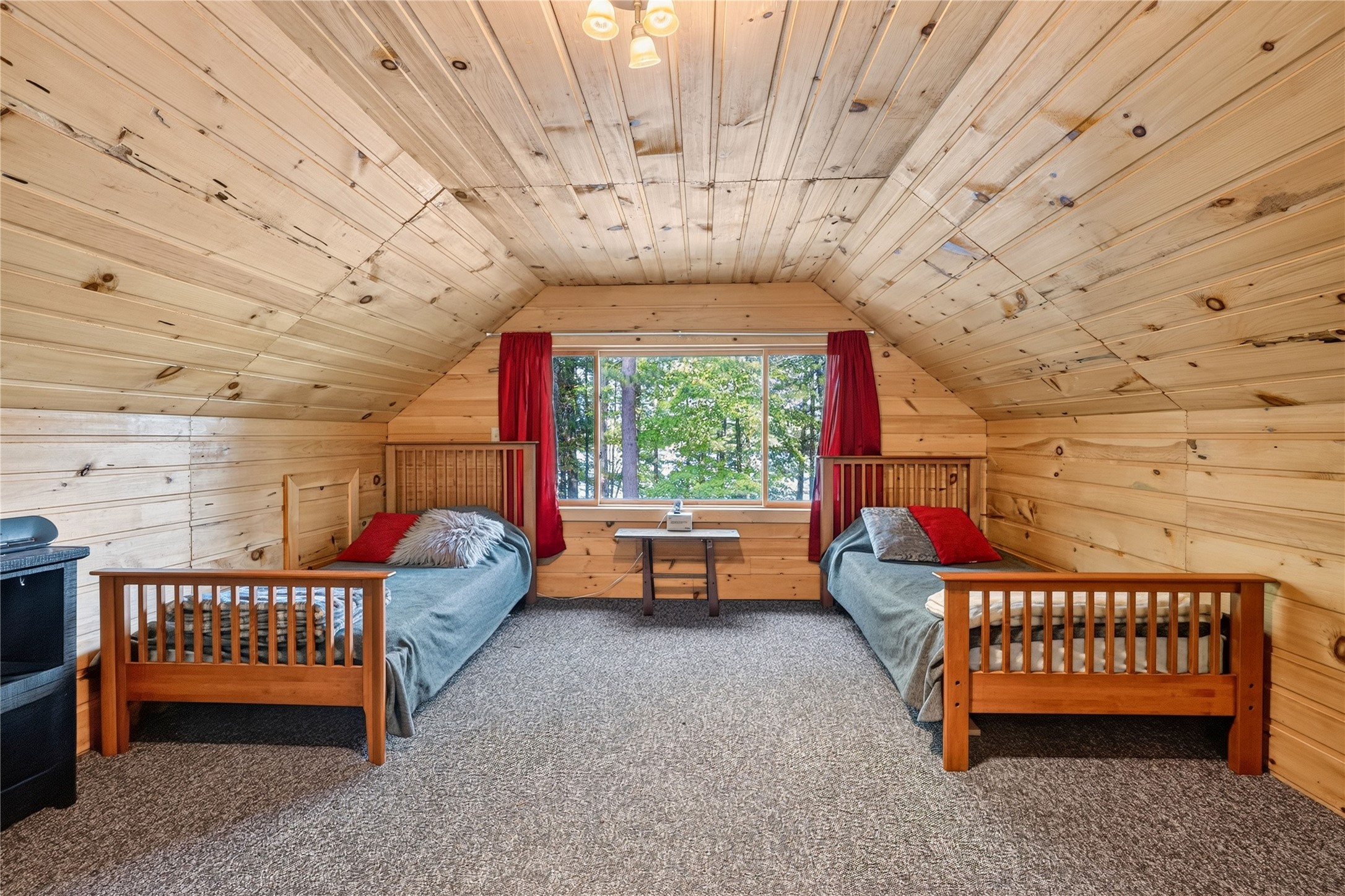 17305 Pioneer Road Property Photo 8