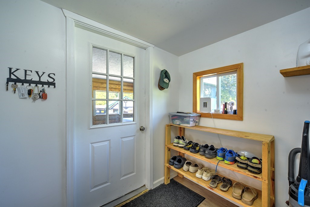 23860 Malone Road Property Photo 4