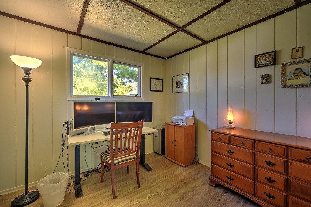 23860 Malone Road Property Photo 18