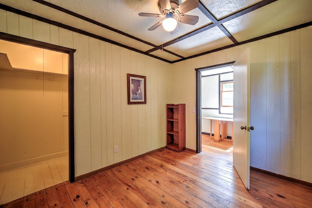 23860 Malone Road Property Photo 28