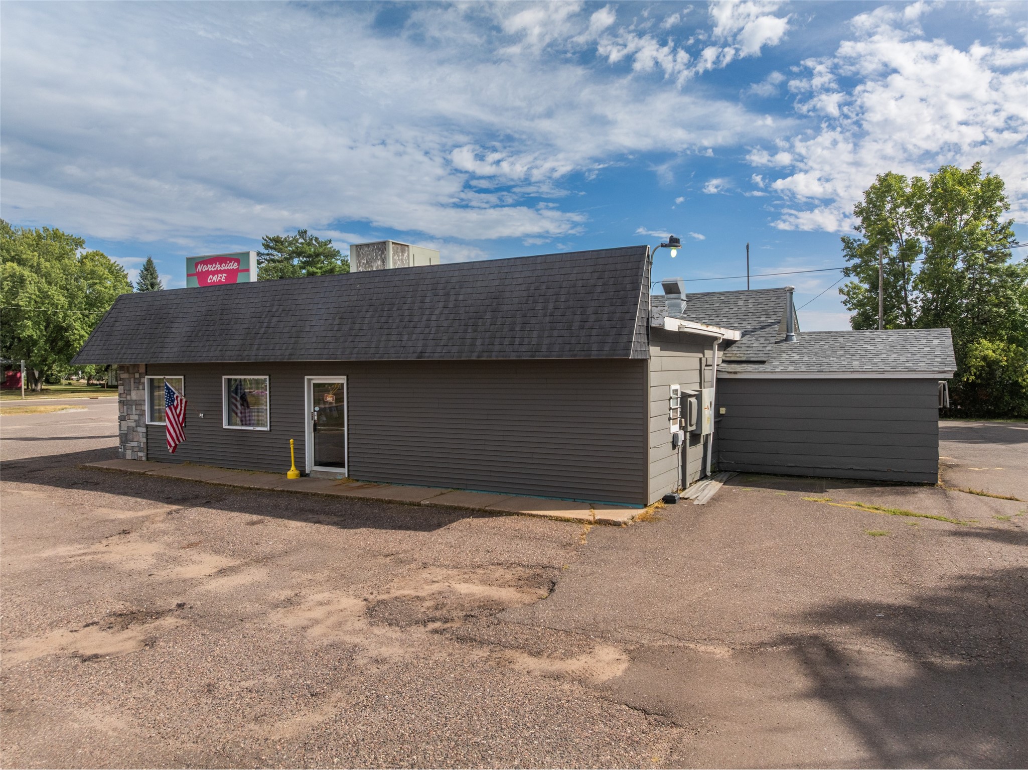 930 Haugen Avenue Property Photo 3