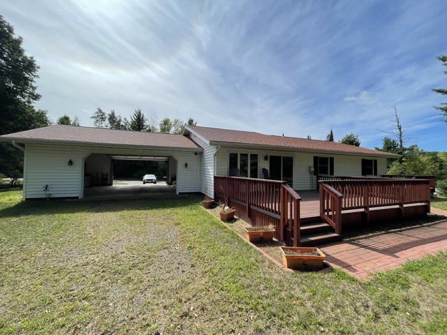 15890 Guard Street Property Photo 4