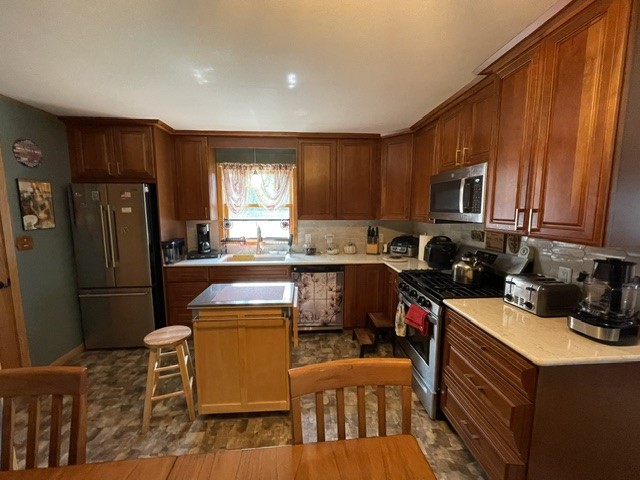 15890 Guard Street Property Photo 8