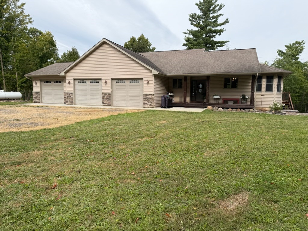 1396 70th Street Property Photo 2