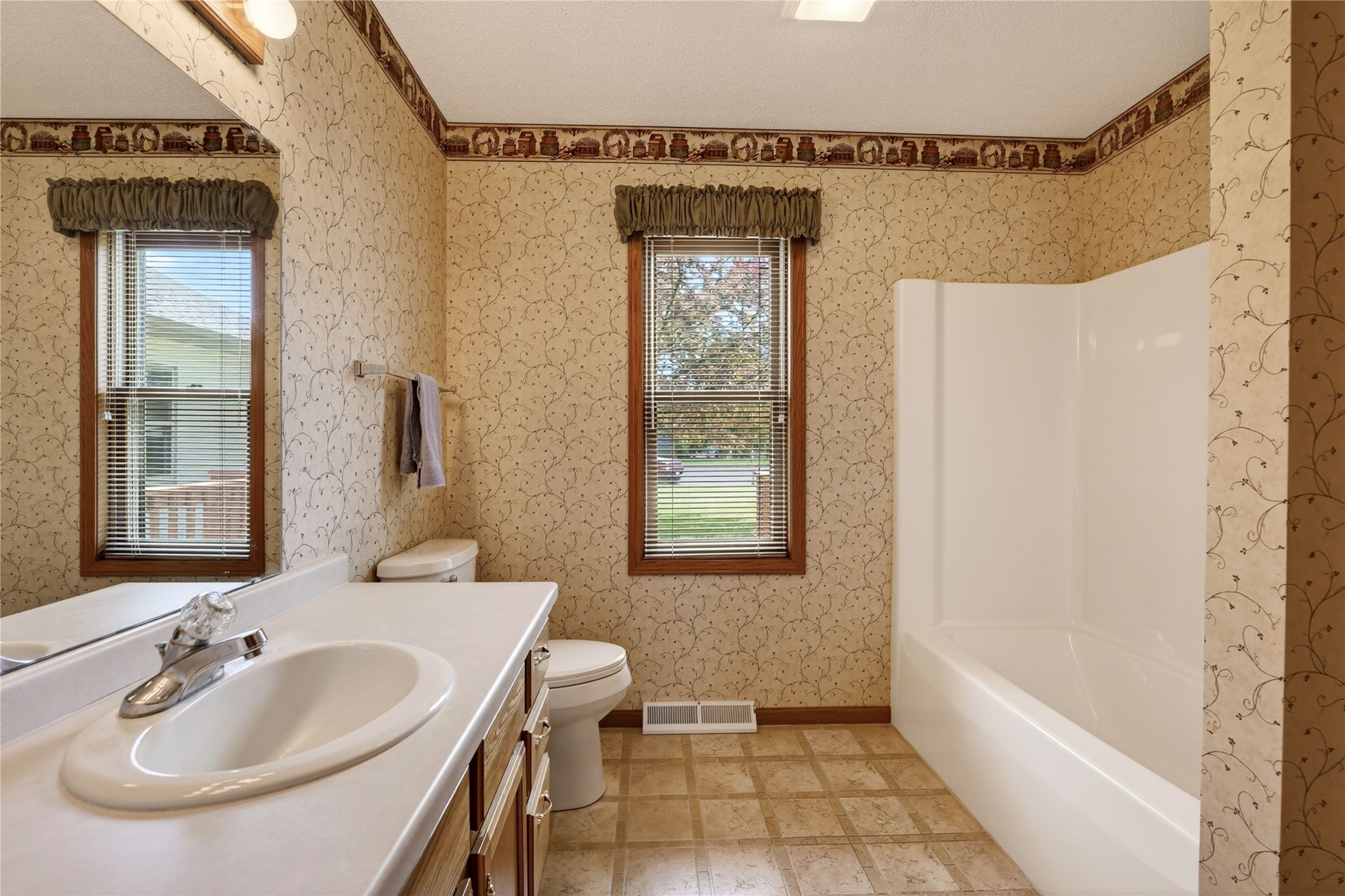 300 Carrie Circle Property Photo 28