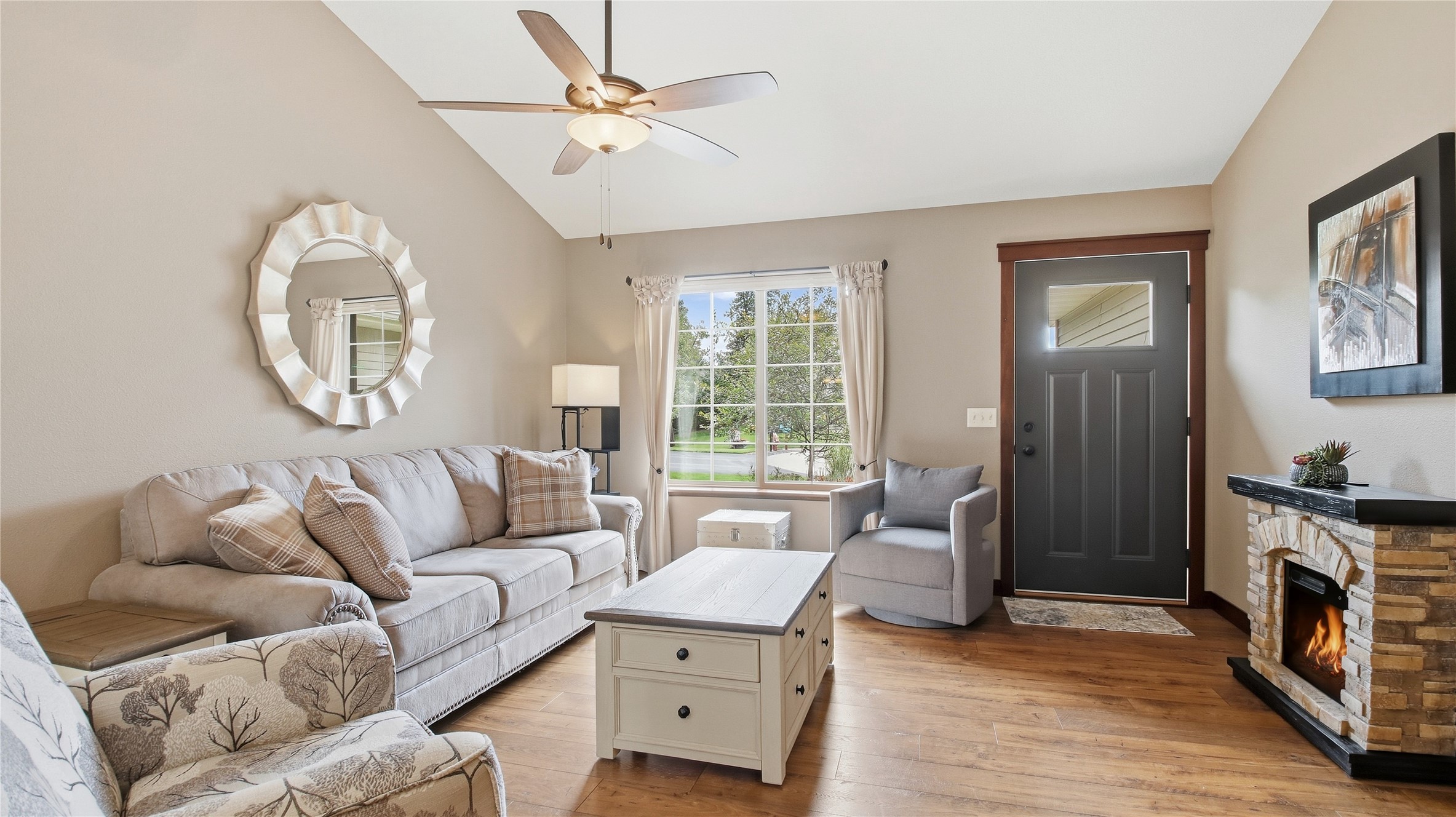 2808 Swallowtail Court Property Photo 3