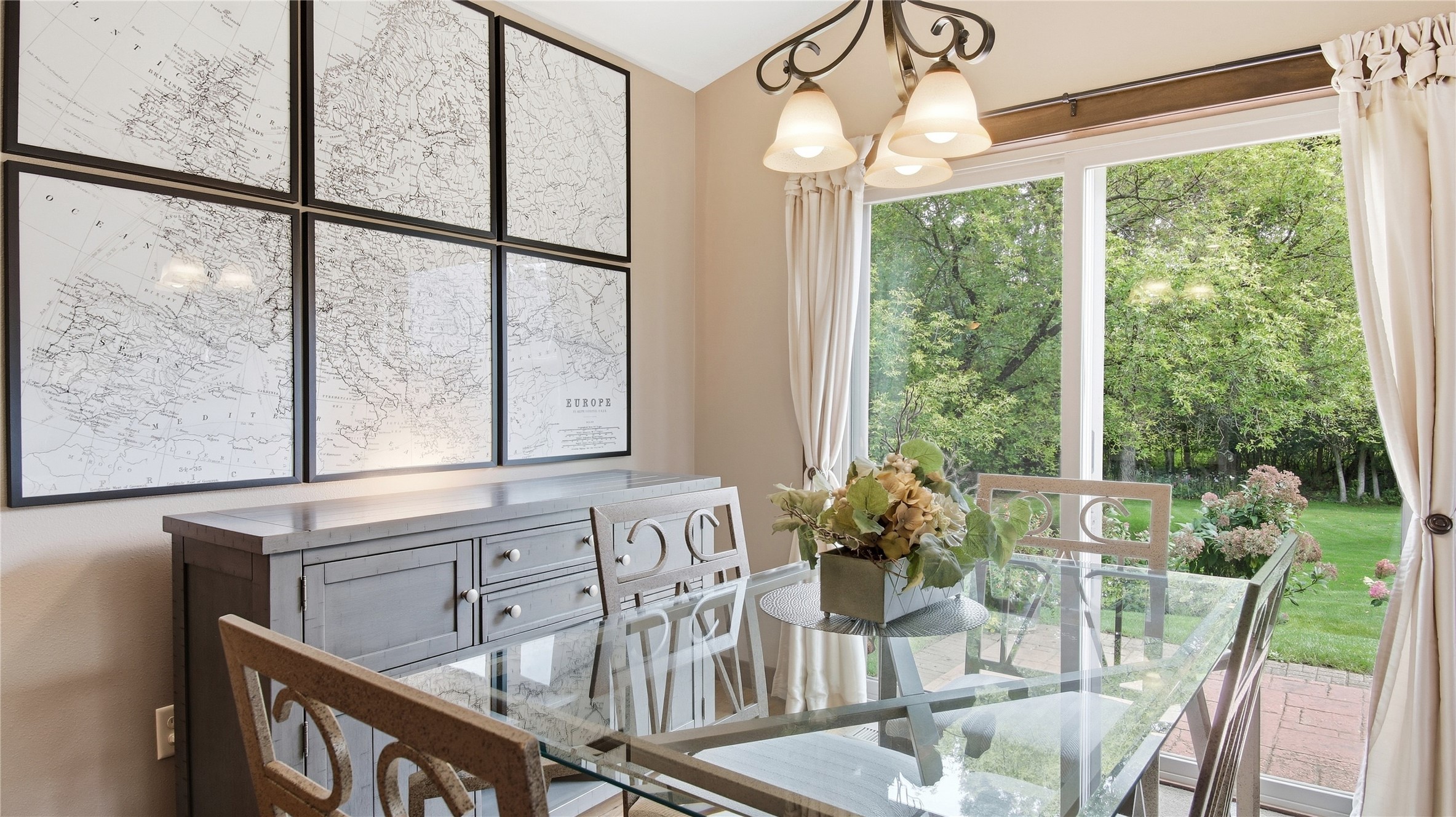 2808 Swallowtail Court Property Photo 9