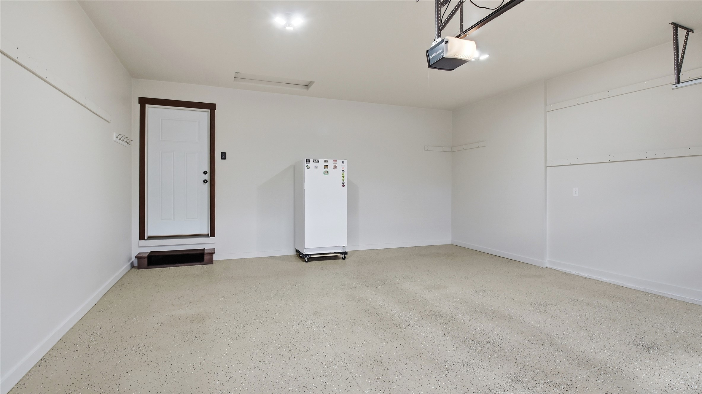 2808 Swallowtail Court Property Photo 29