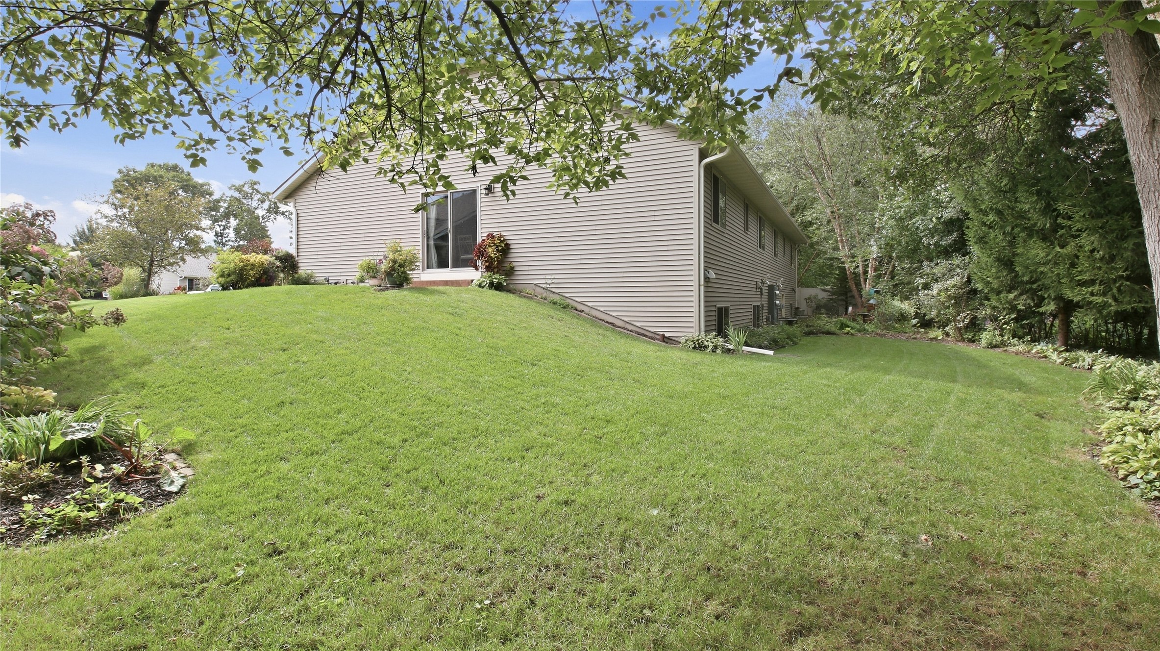 2808 Swallowtail Court Property Photo 37