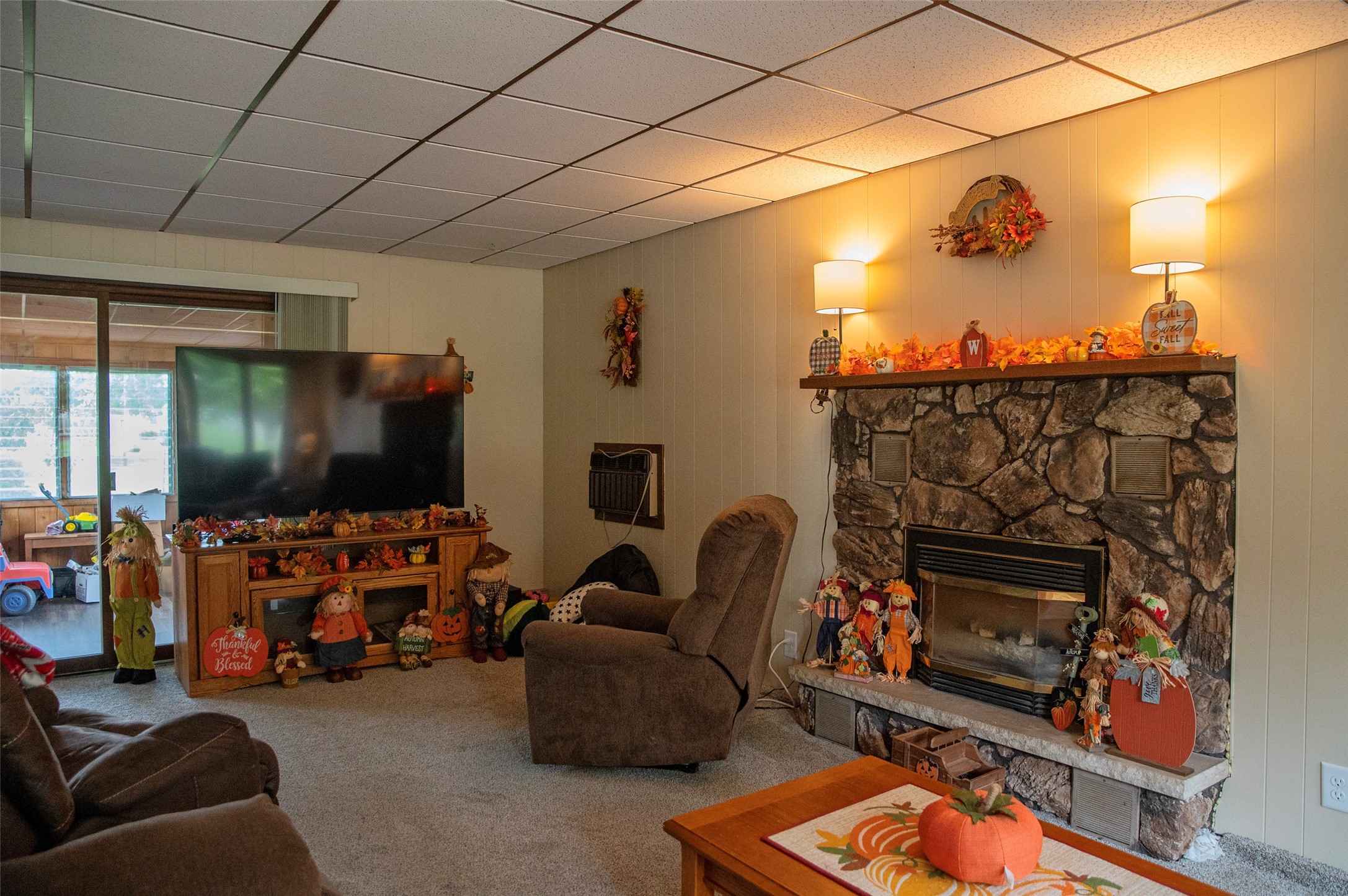 242 E Tyler Avenue Property Photo 8