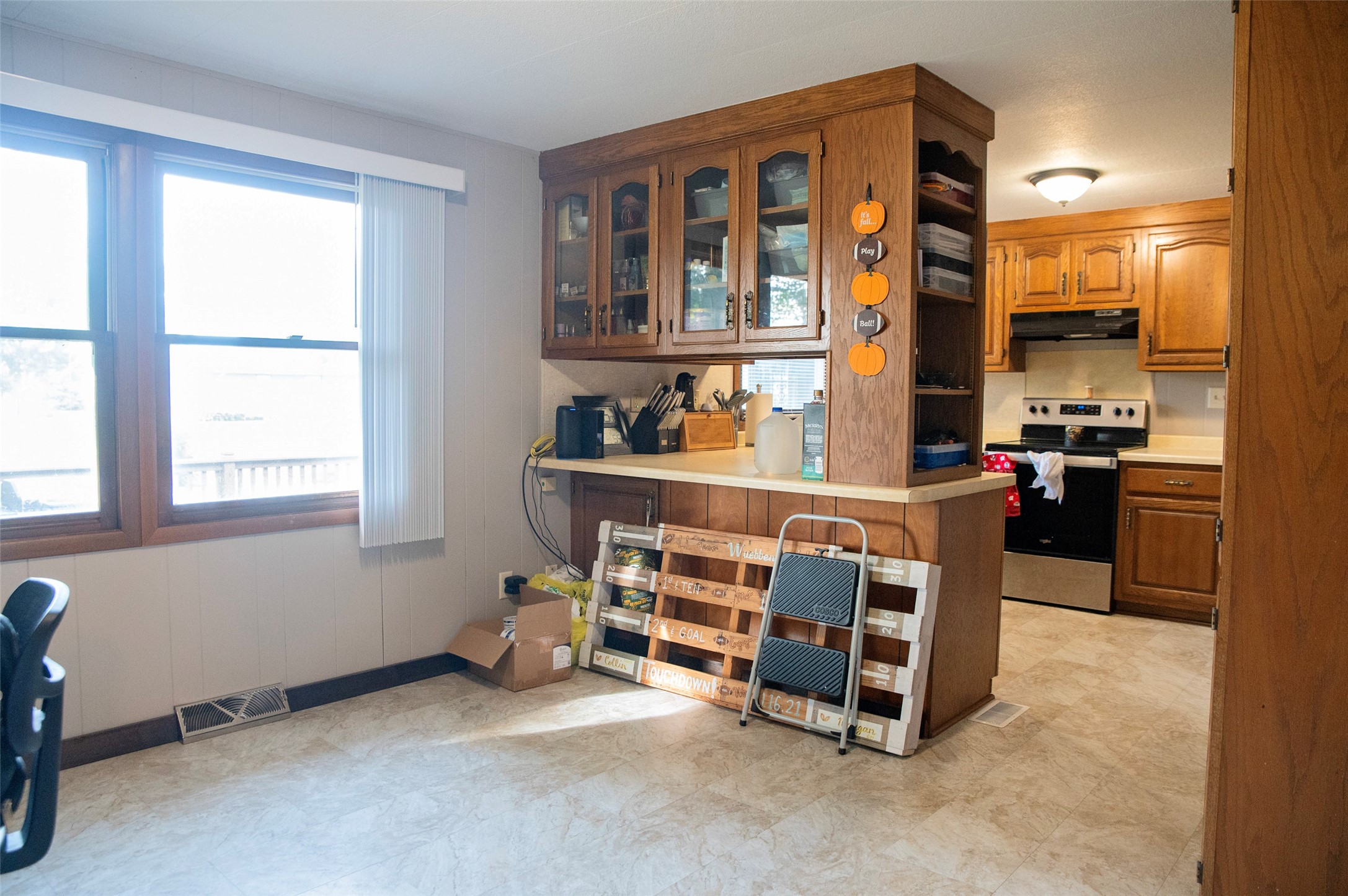 242 E Tyler Avenue Property Photo 19