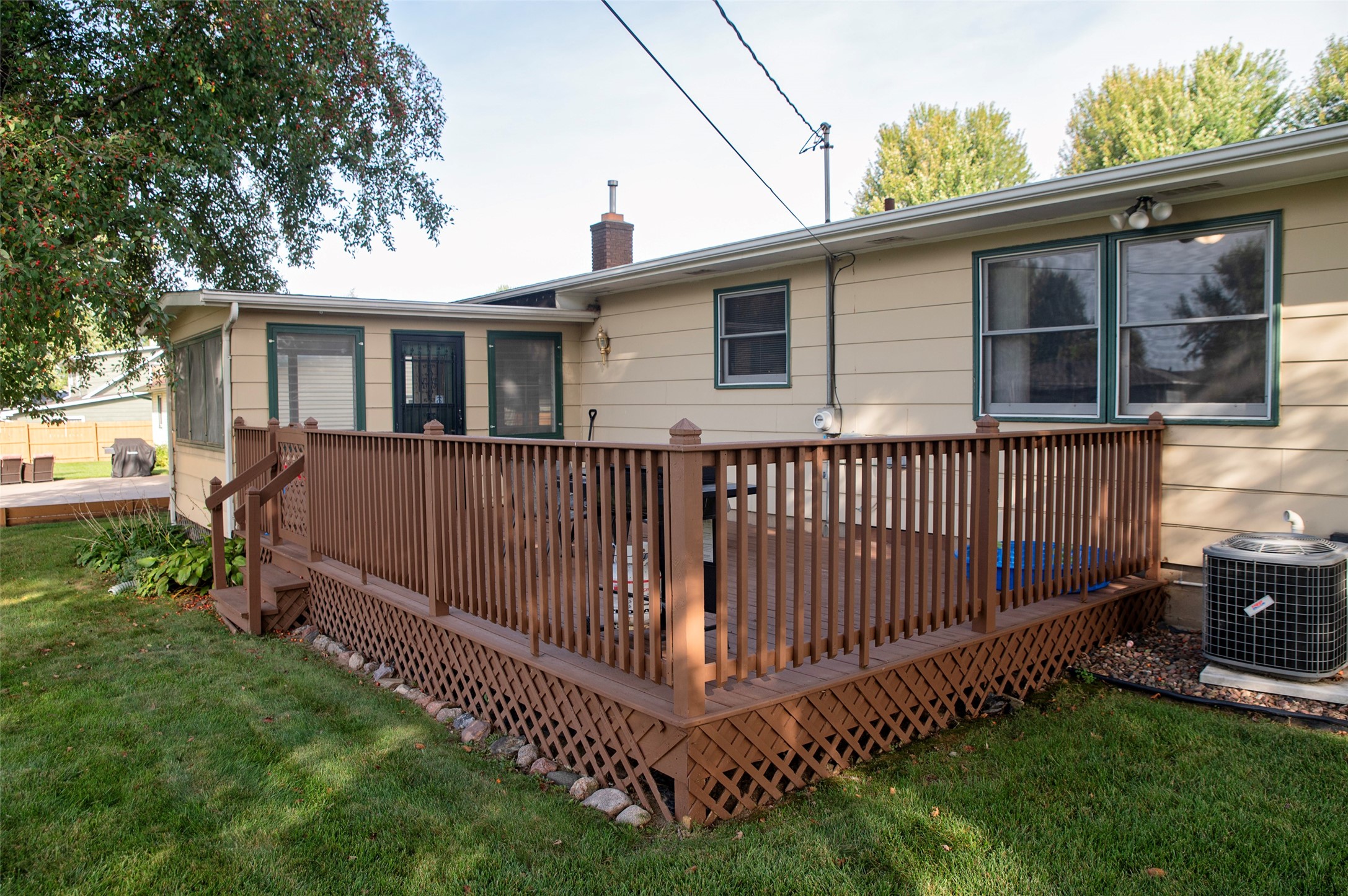242 E Tyler Avenue Property Photo 35