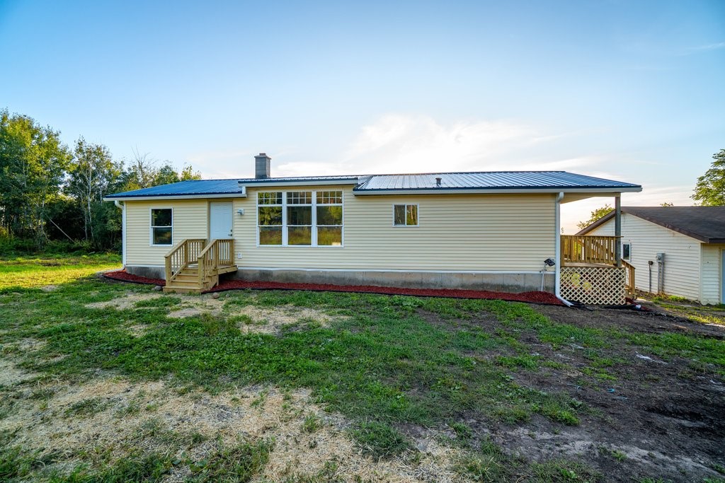 2569 12 3/4 Avenue Property Photo 1