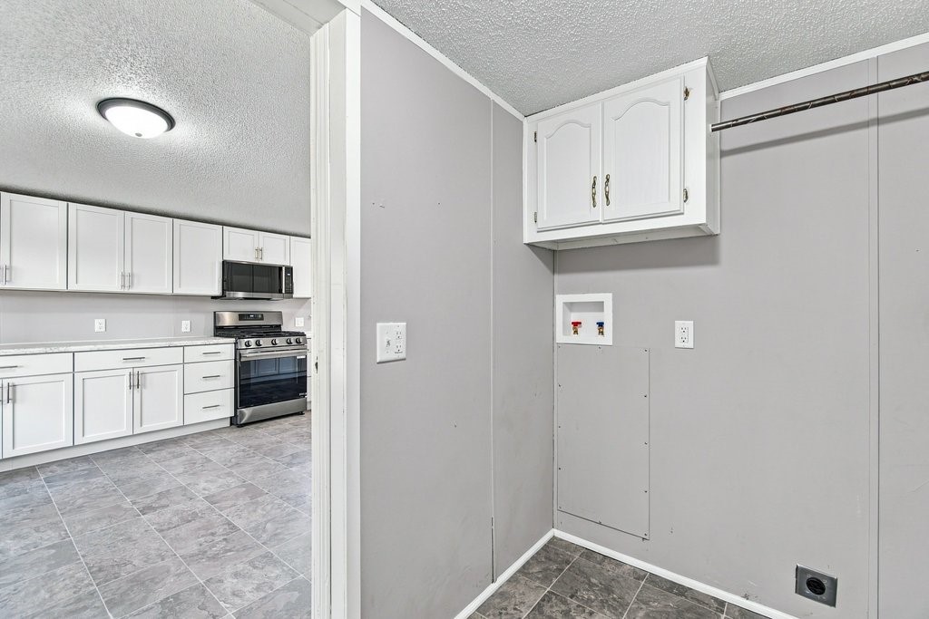 2569 12 3/4 Avenue Property Photo 21