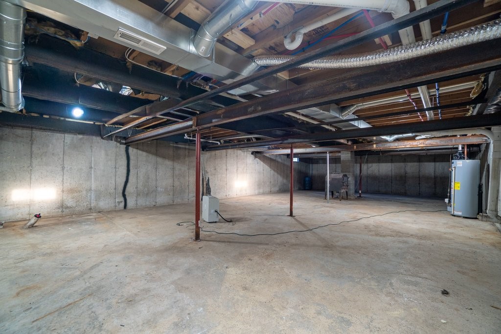 2569 12 3/4 Avenue Property Photo 23