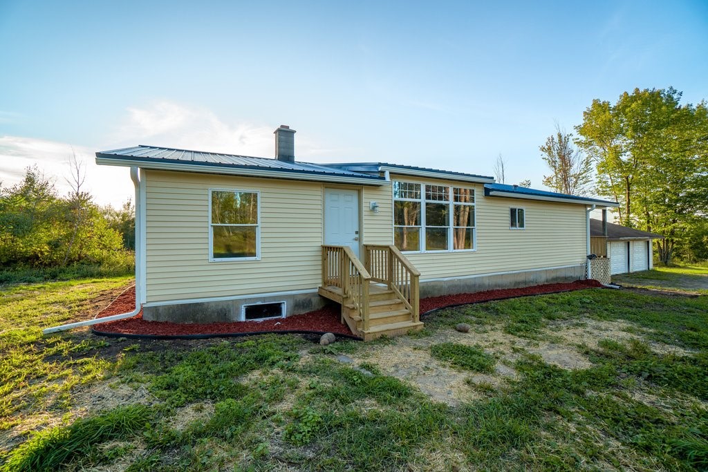 2569 12 3/4 Avenue Property Photo 28