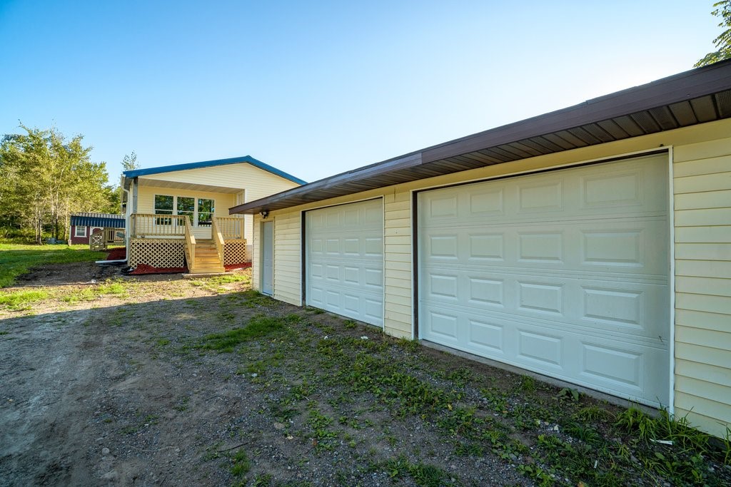 2569 12 3/4 Avenue Property Photo 31