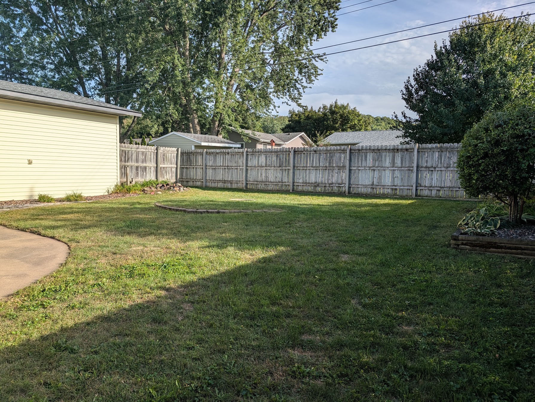 3119 Leslie Lane Property Photo 5