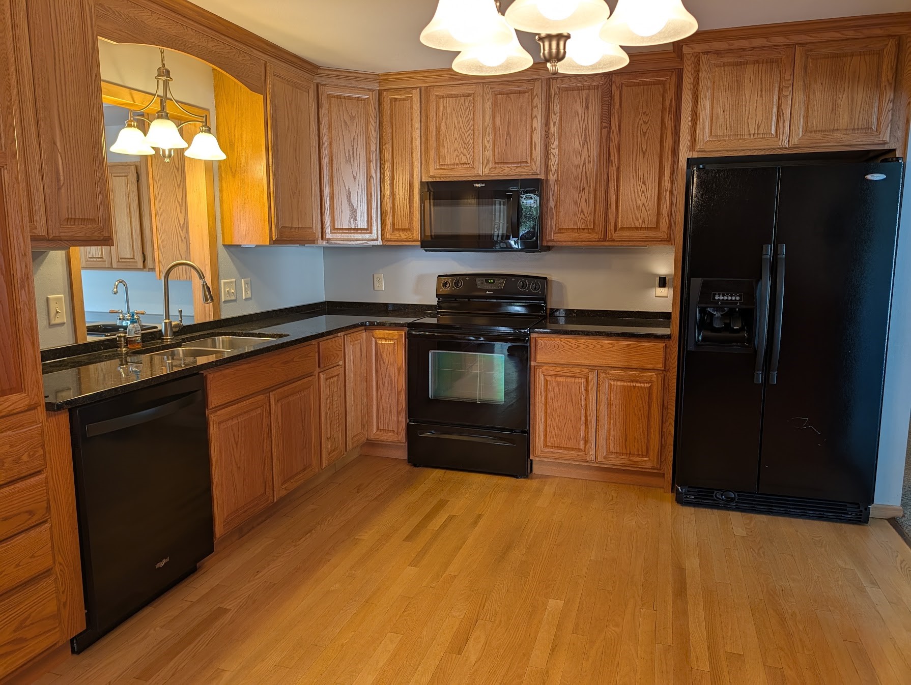 3119 Leslie Lane Property Photo 20