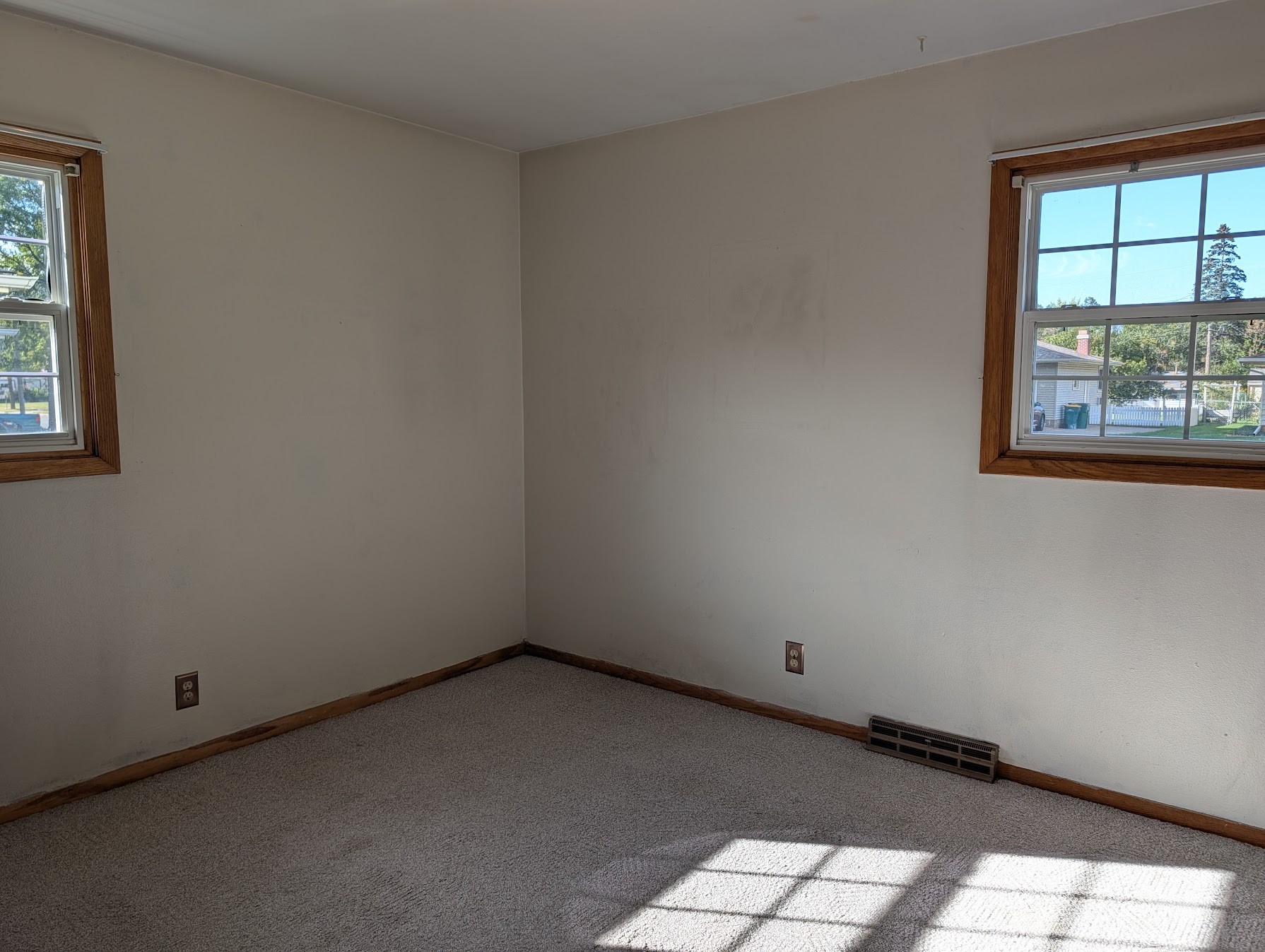 3119 Leslie Lane Property Photo 29