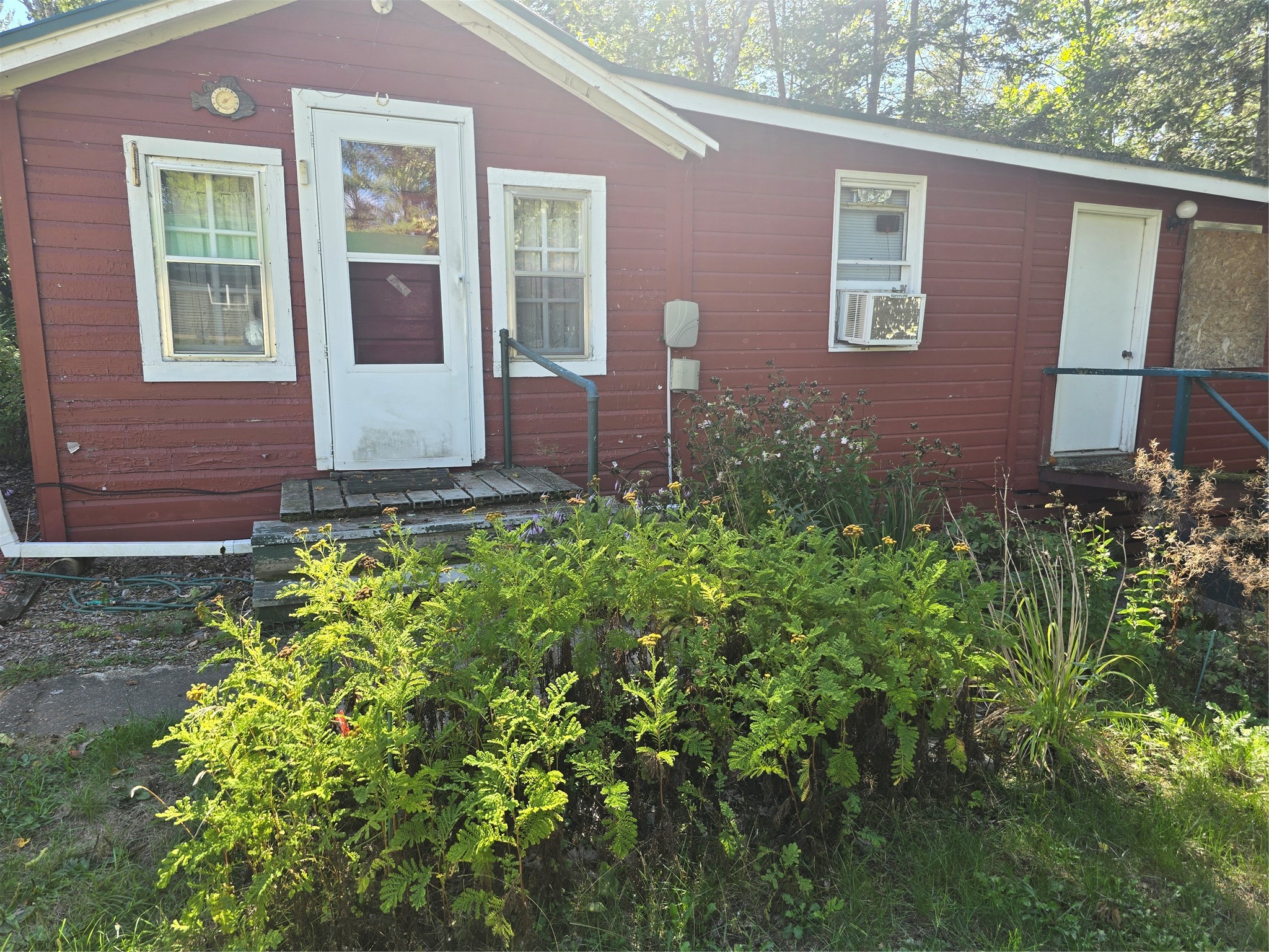 3547 N Ogden Road Property Photo 1