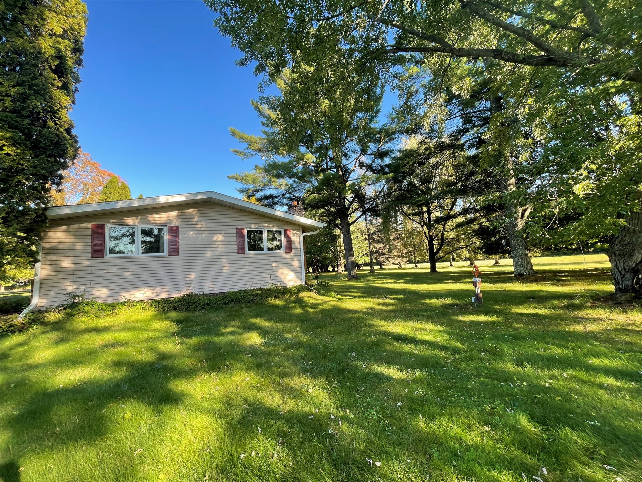 611 Maple Avenue Property Photo 4