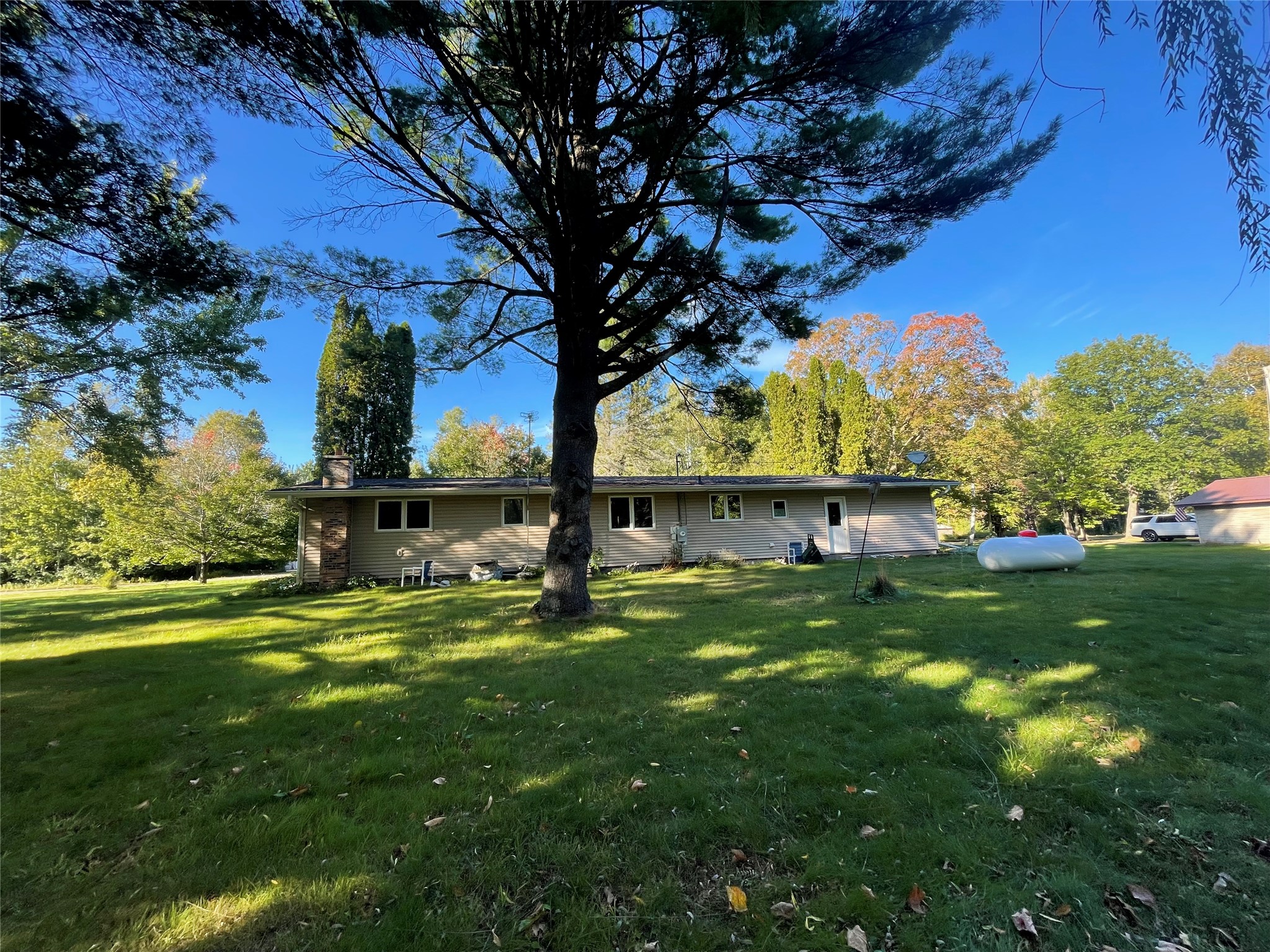 611 Maple Avenue Property Photo 6