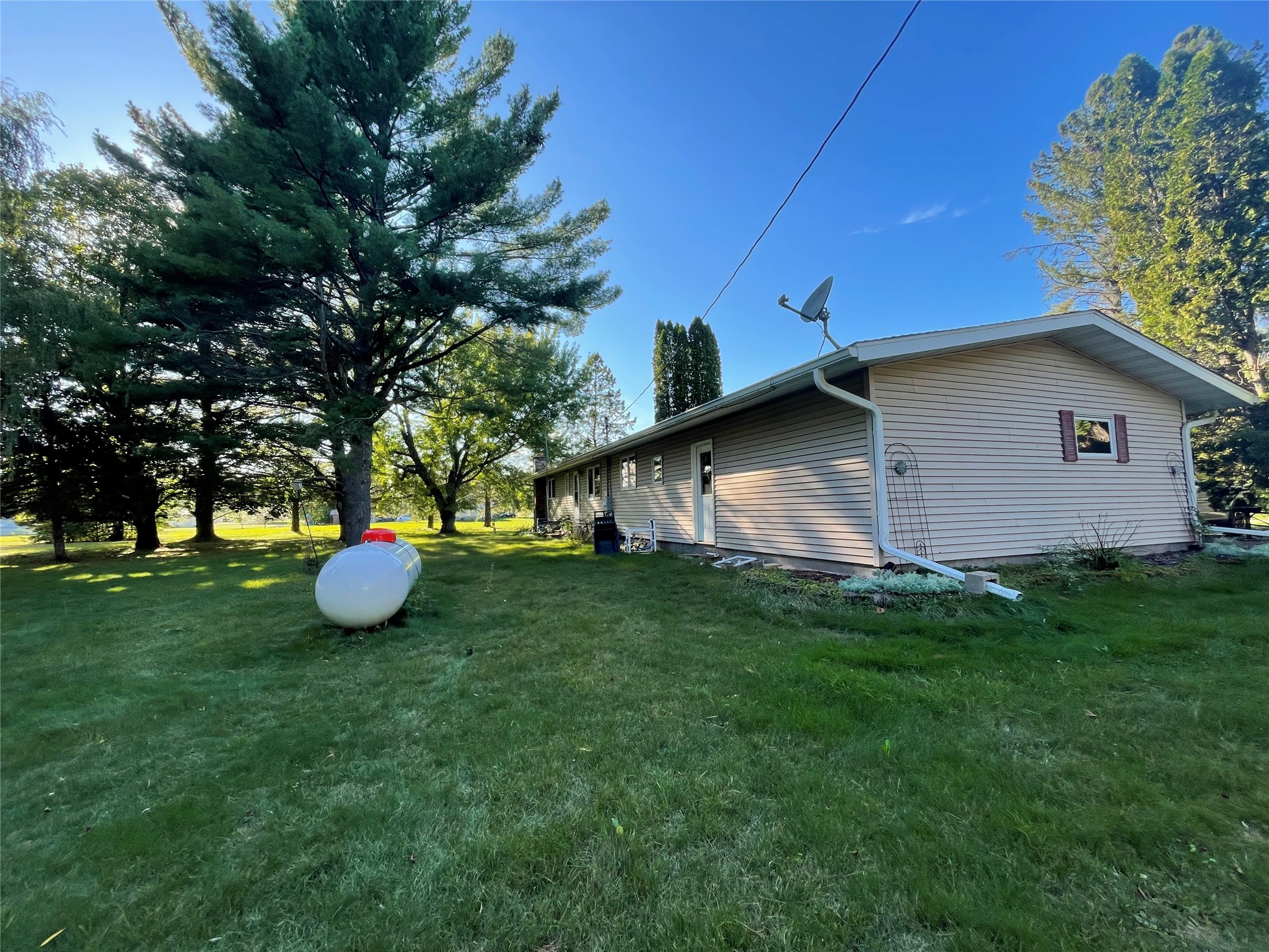 611 Maple Avenue Property Photo 8