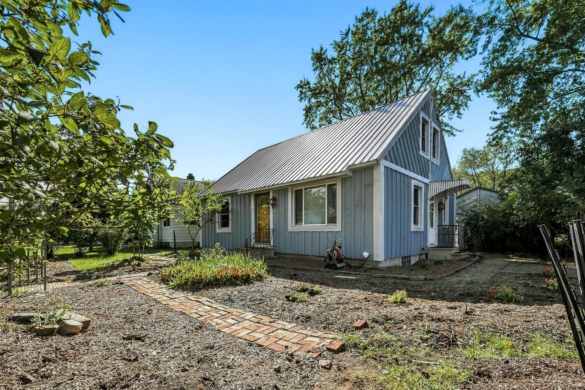 1132 Pershing Street Property Photo 2