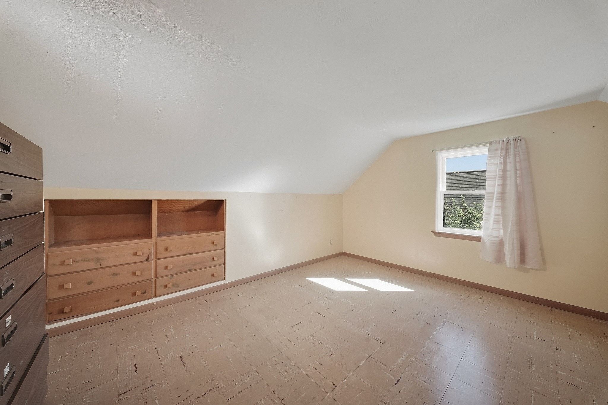 1132 Pershing Street Property Photo 18