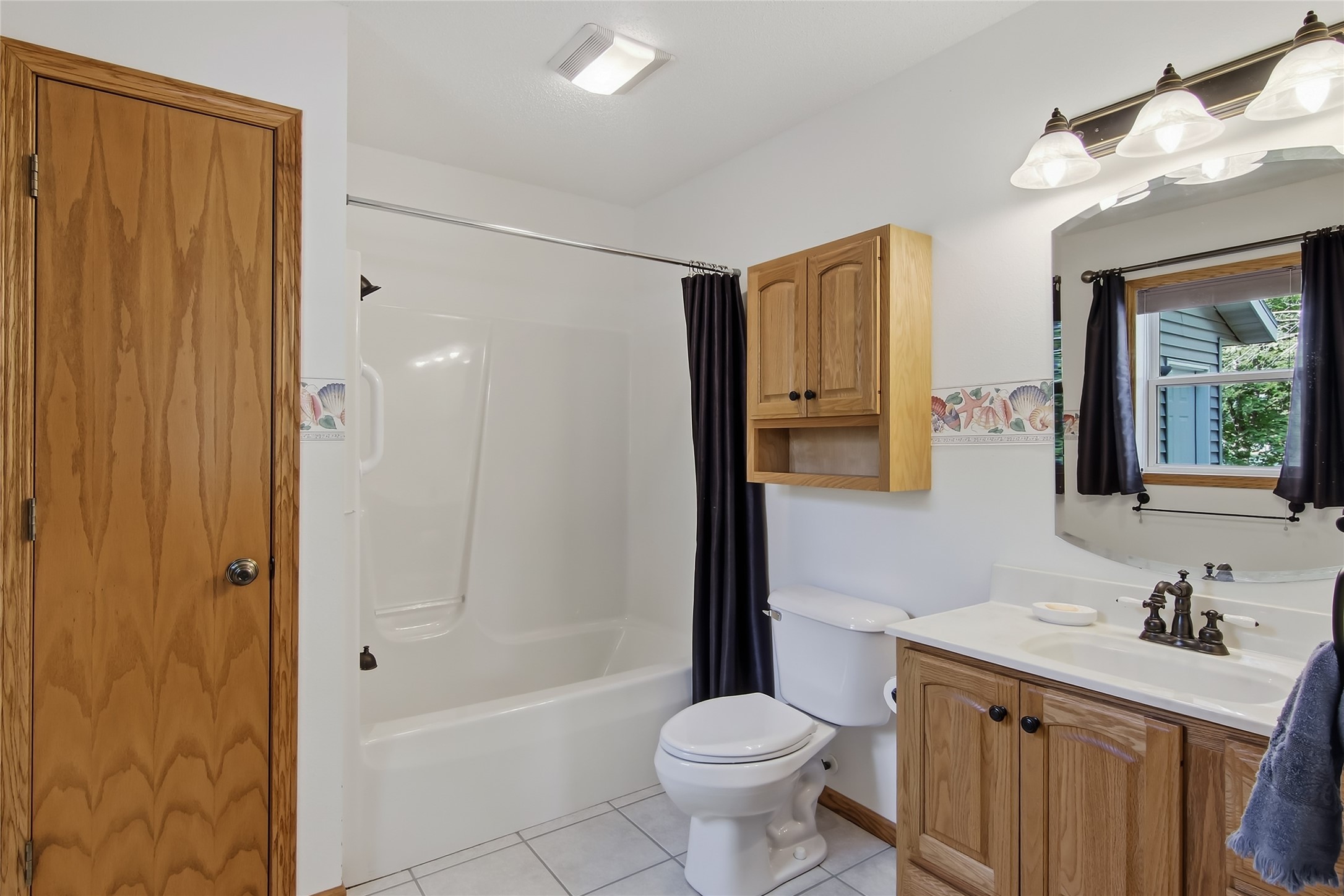 328 Marshall Street Property Photo 17