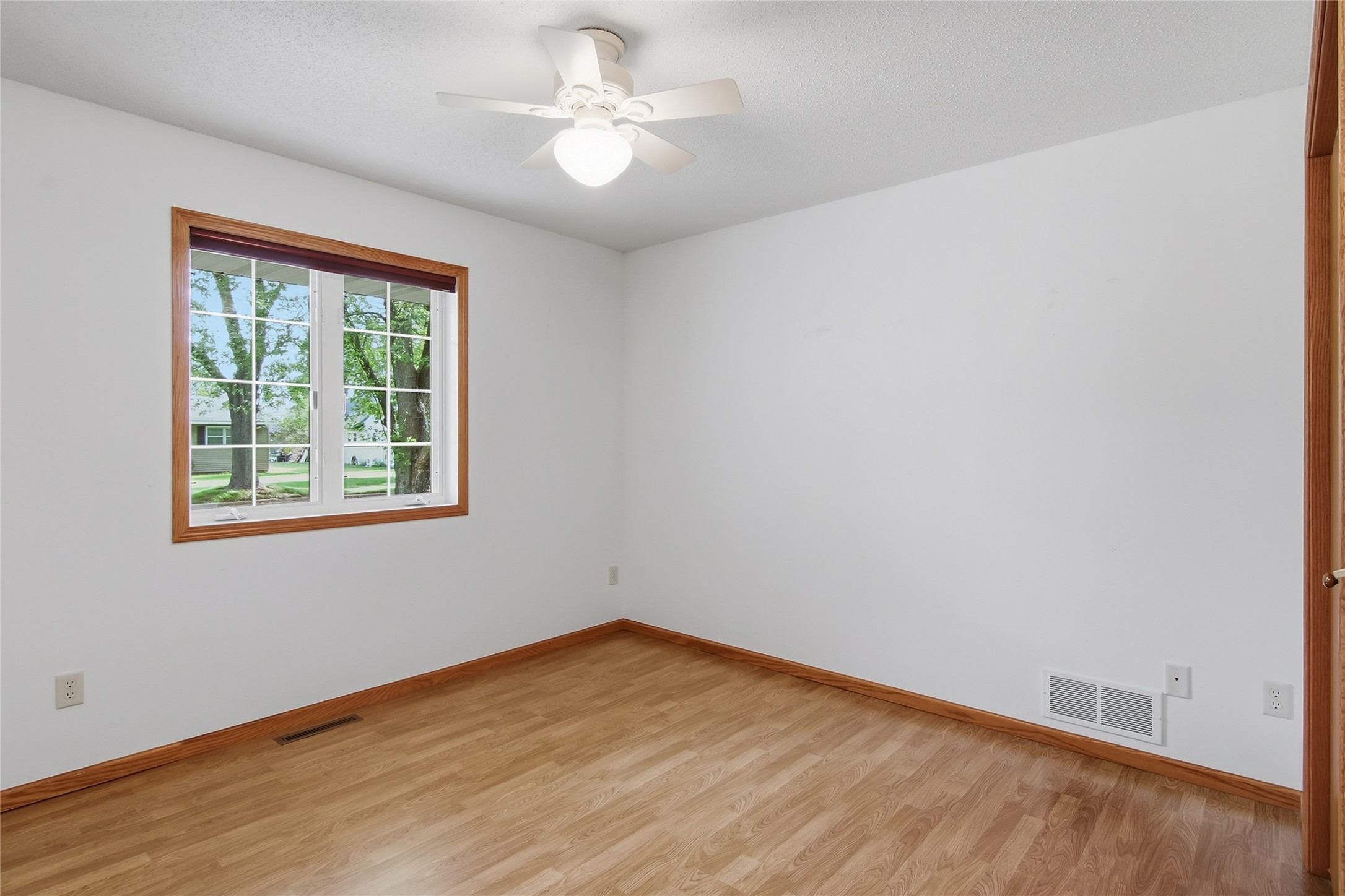 328 Marshall Street Property Photo 18