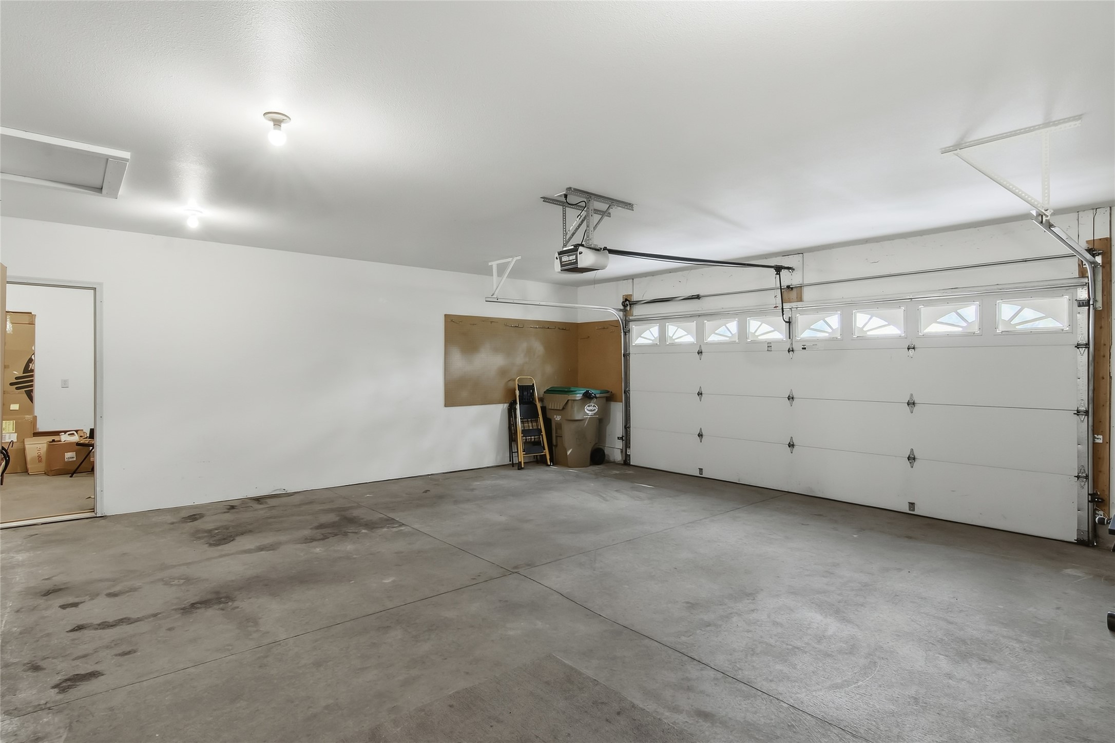 328 Marshall Street Property Photo 30