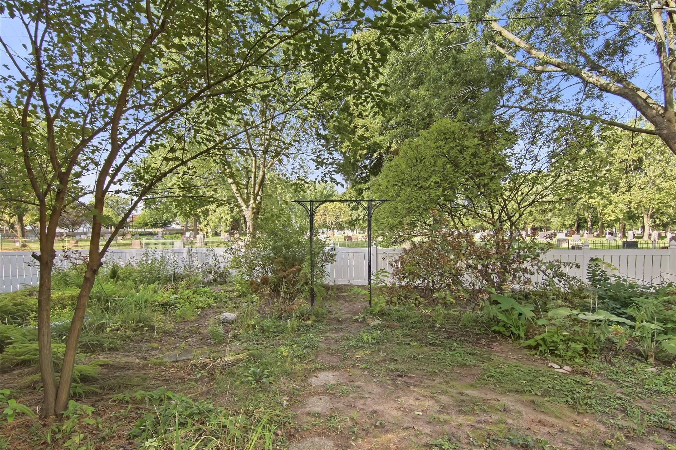 328 Marshall Street Property Photo 35