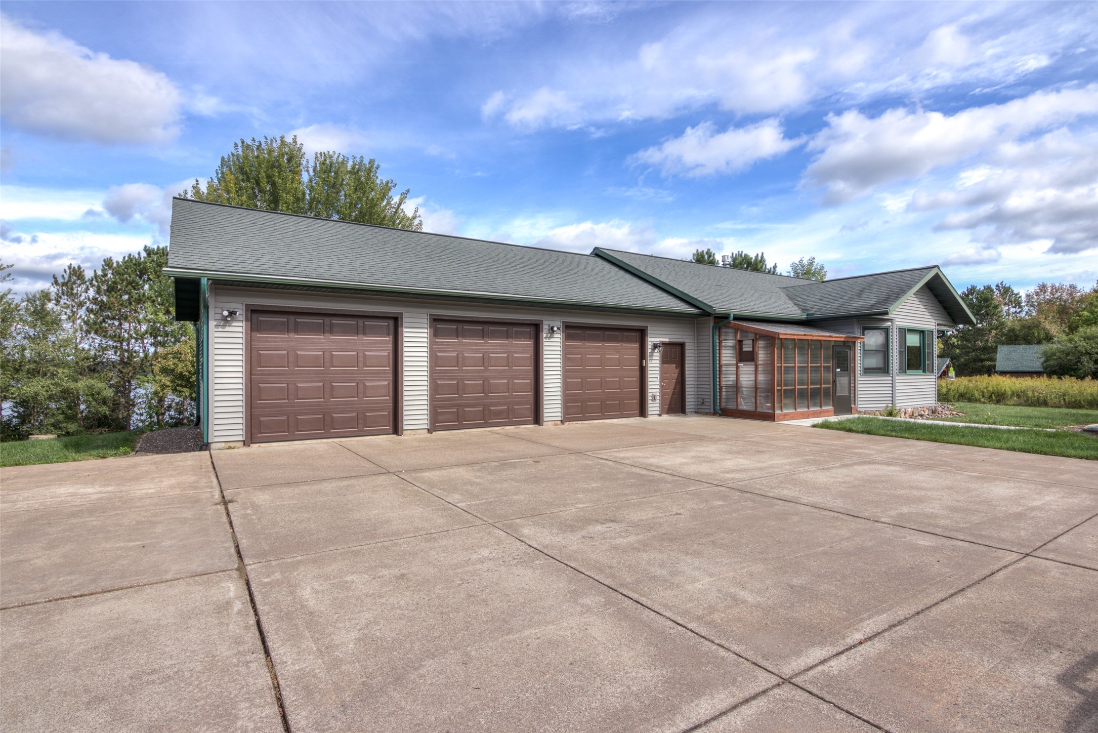 W6730 Eagles Road Property Photo 9
