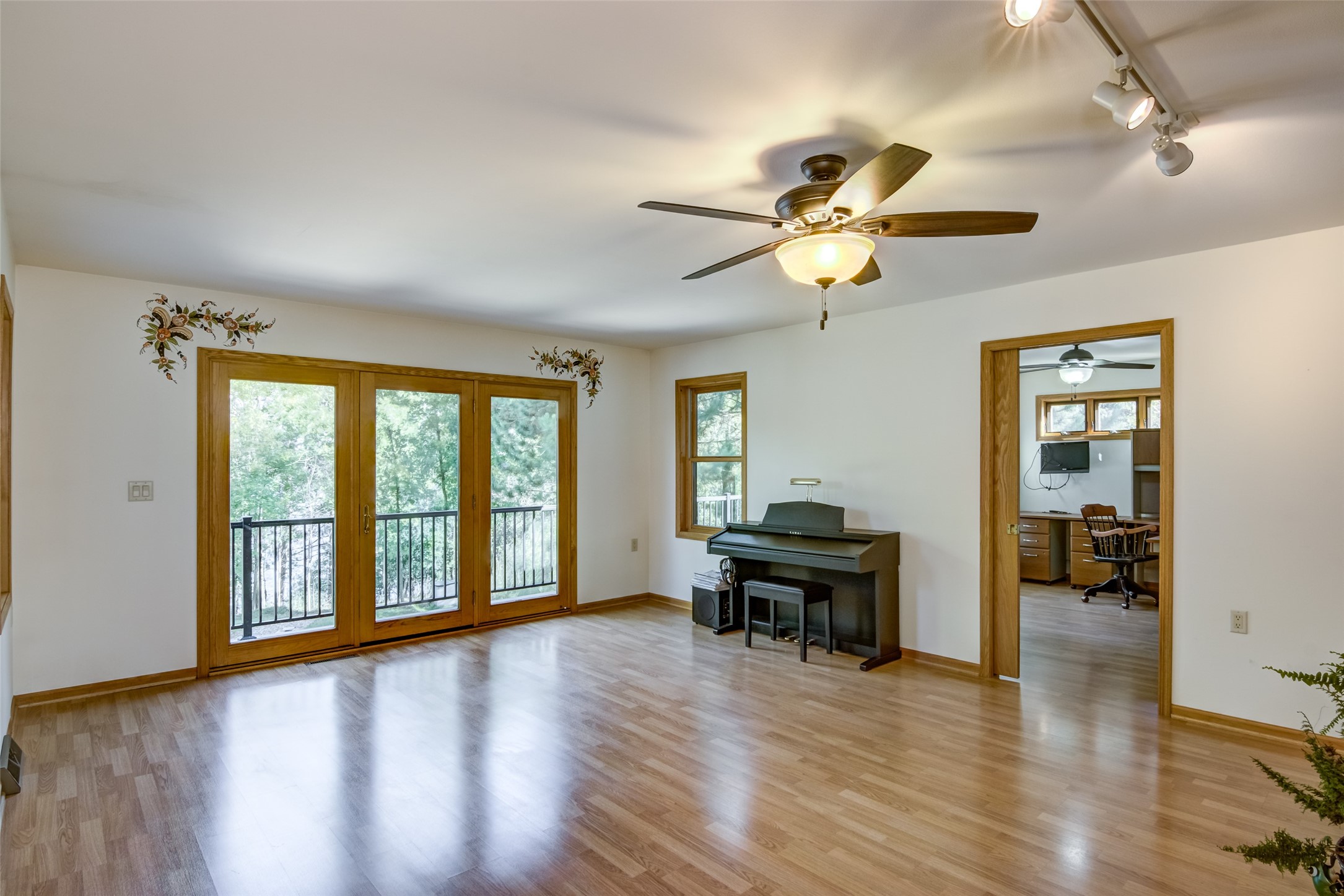 W6730 Eagles Road Property Photo 10