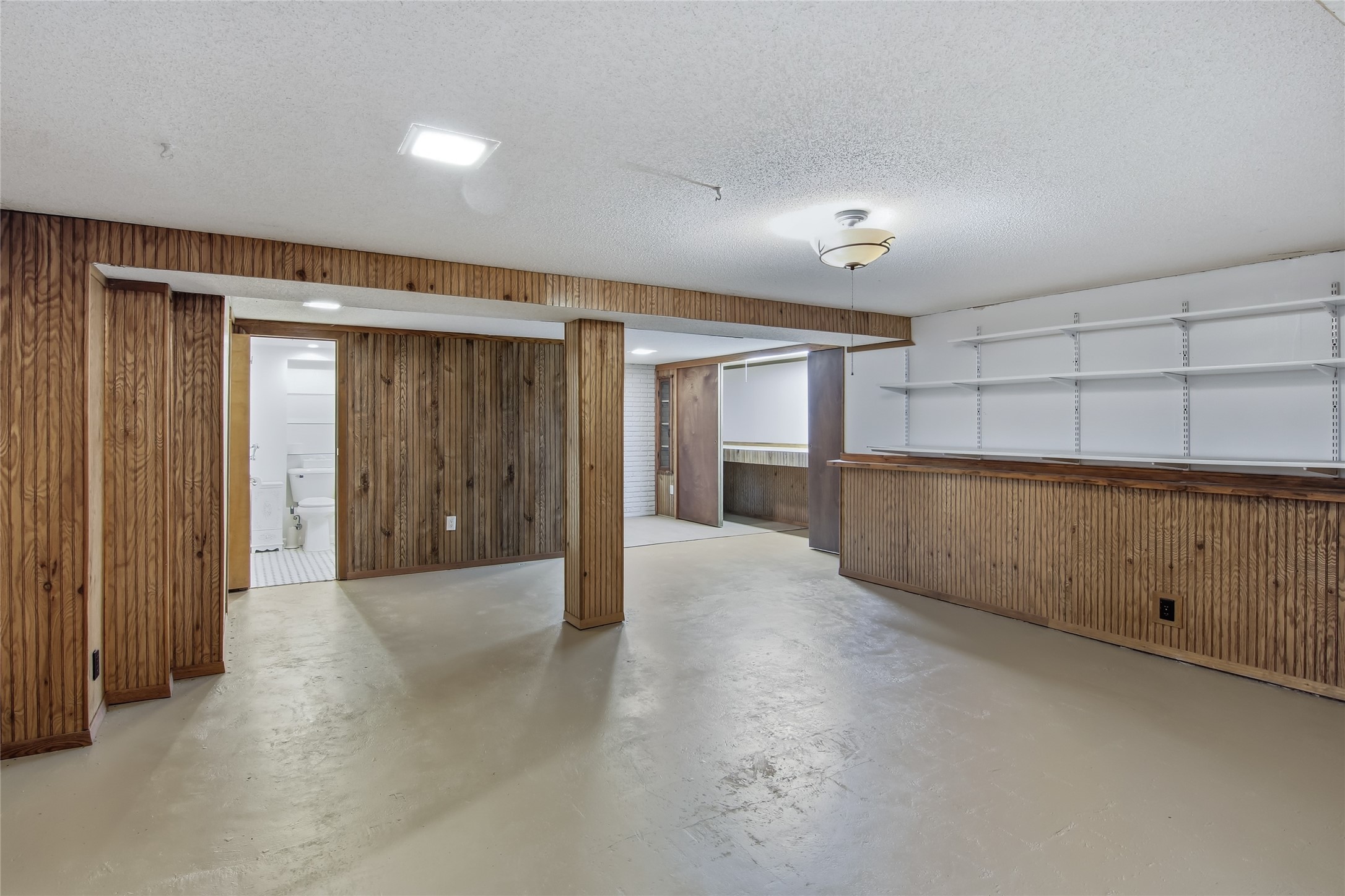 649 Putnam Drive Property Photo 24